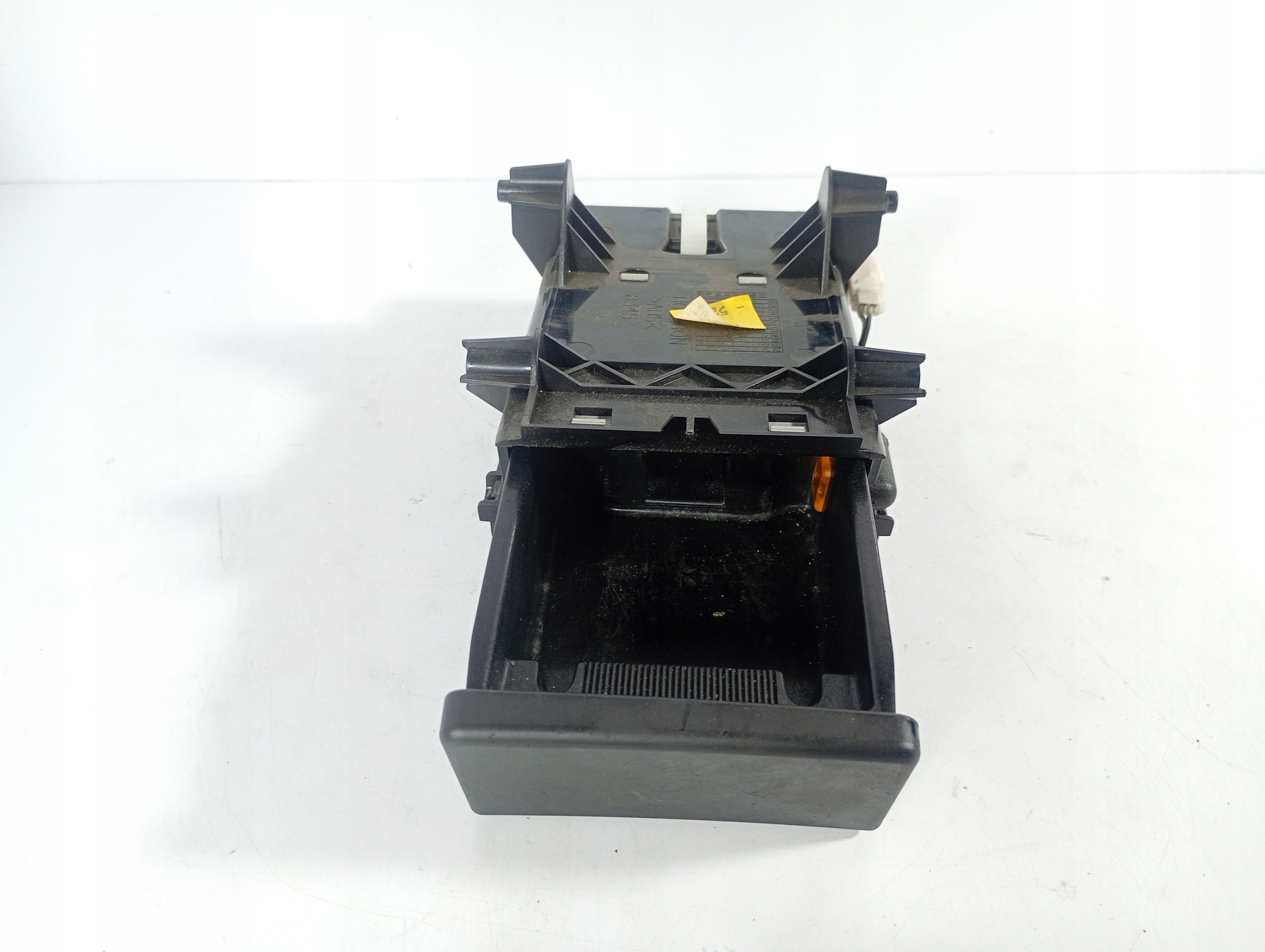 Nissan Primera P12 02-07 passenger compartment ashtray