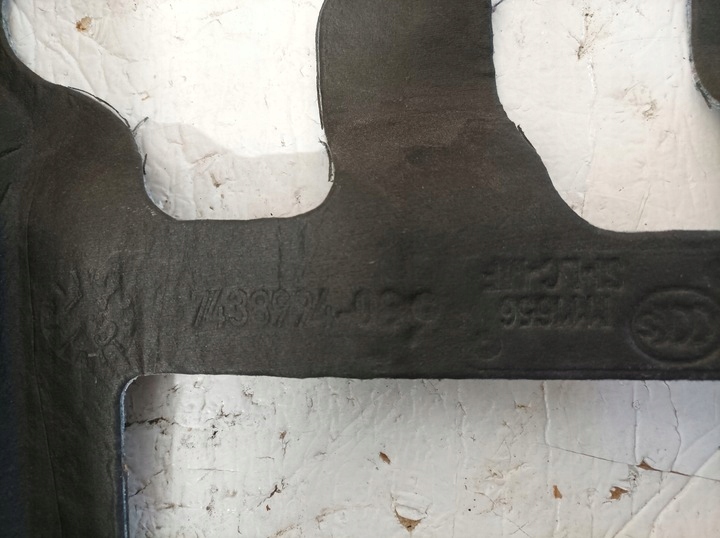 BMW X7 G07 soundproofing boot right 7438994