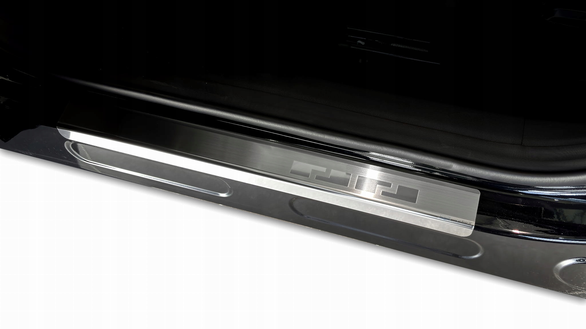 Nakładki progowe OMODA 5 2024+ Producent Alu-frost