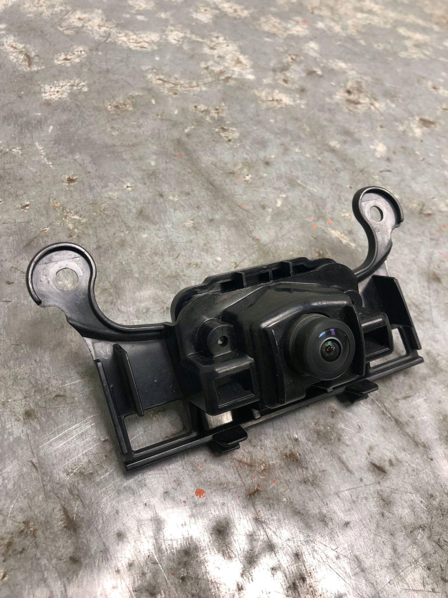 KAMERA of a bumper front front AUDI Q5 5Q0980546A 80A853231