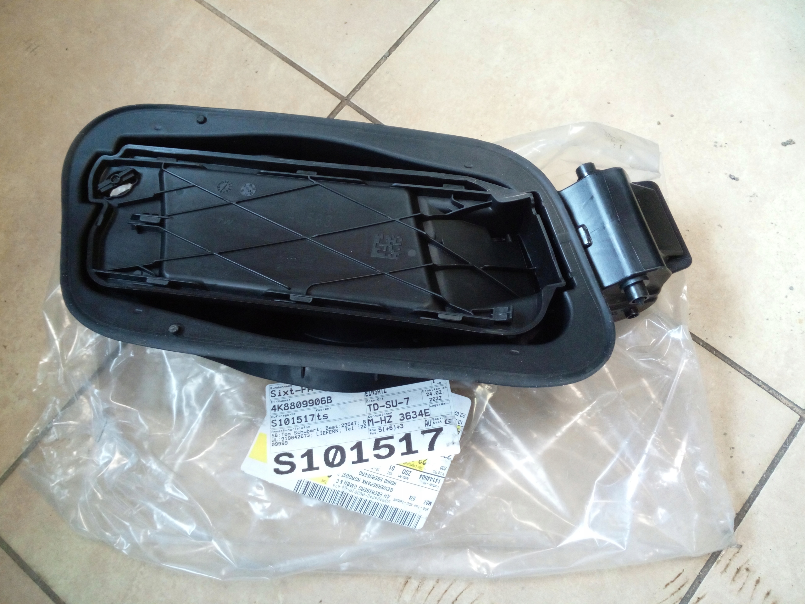 KLAPKA WLEWU PALIWA AUDI A7 4K NOWA ORYG