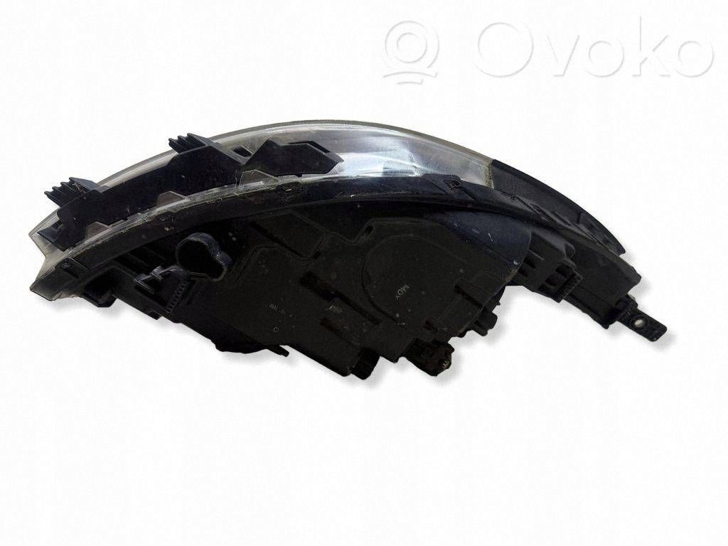 KIA STONIC RIO IV YB LIFT REFLEKTOR left light front left EU 92101-H8