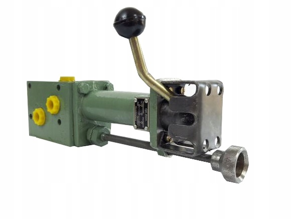 HY1042.3 - розподільник підйомника URSUS C330