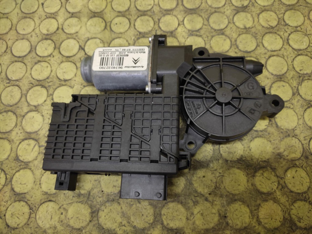 CITROEN C4 PICASSO mini motor windows left front 9674032780