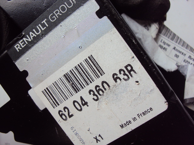 MOCOWANIE BLOTNIKA PRAWEGO RENAULT ZOE 2013 Part manufacturer Renault original OE
