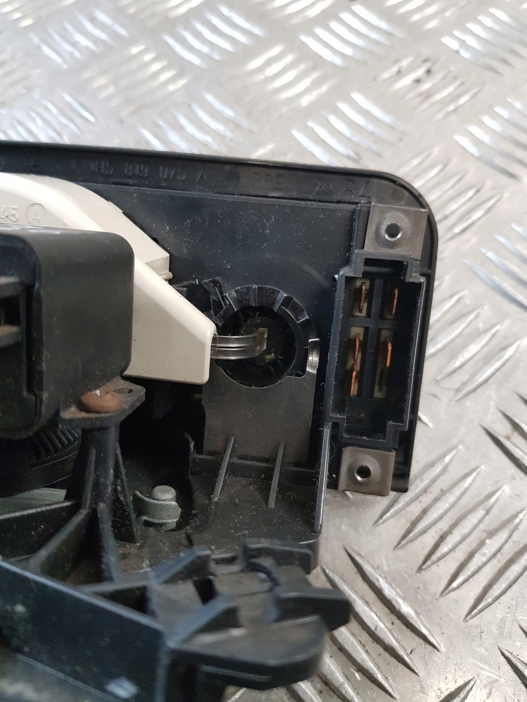 PANEL klími THERMOTRONIC 5HB006463 VW VENTO 92R