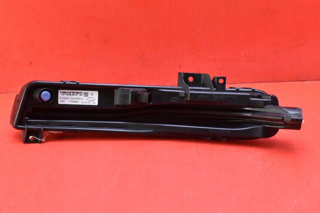fog light right front front LED 31395920 VOLVO V40 2 II 12-16