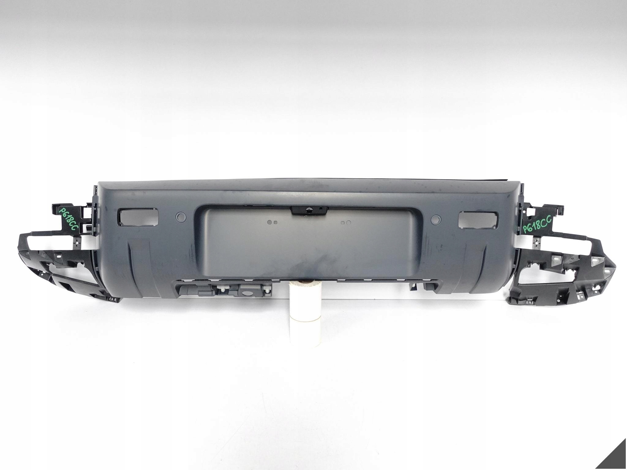LAND ROVER DEFENDER II 2 L663 90 110 20- bumper SPOILER cap support rear part