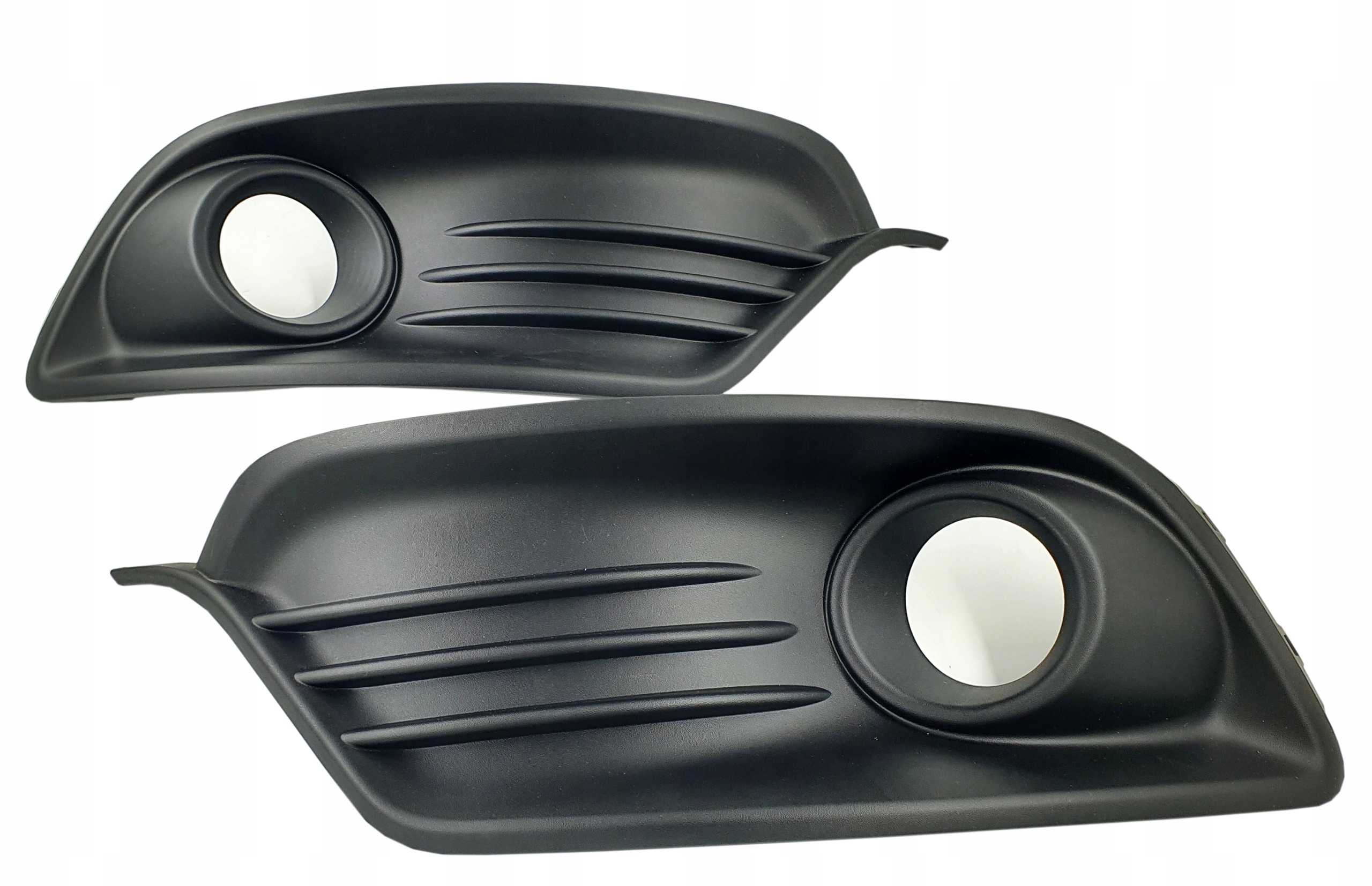 261520438R - КОМПЛЕКТ РЕШІТОК ЗАГЛУШОК ДЛЯ ГАЛОГЕНІВ MEGANE III