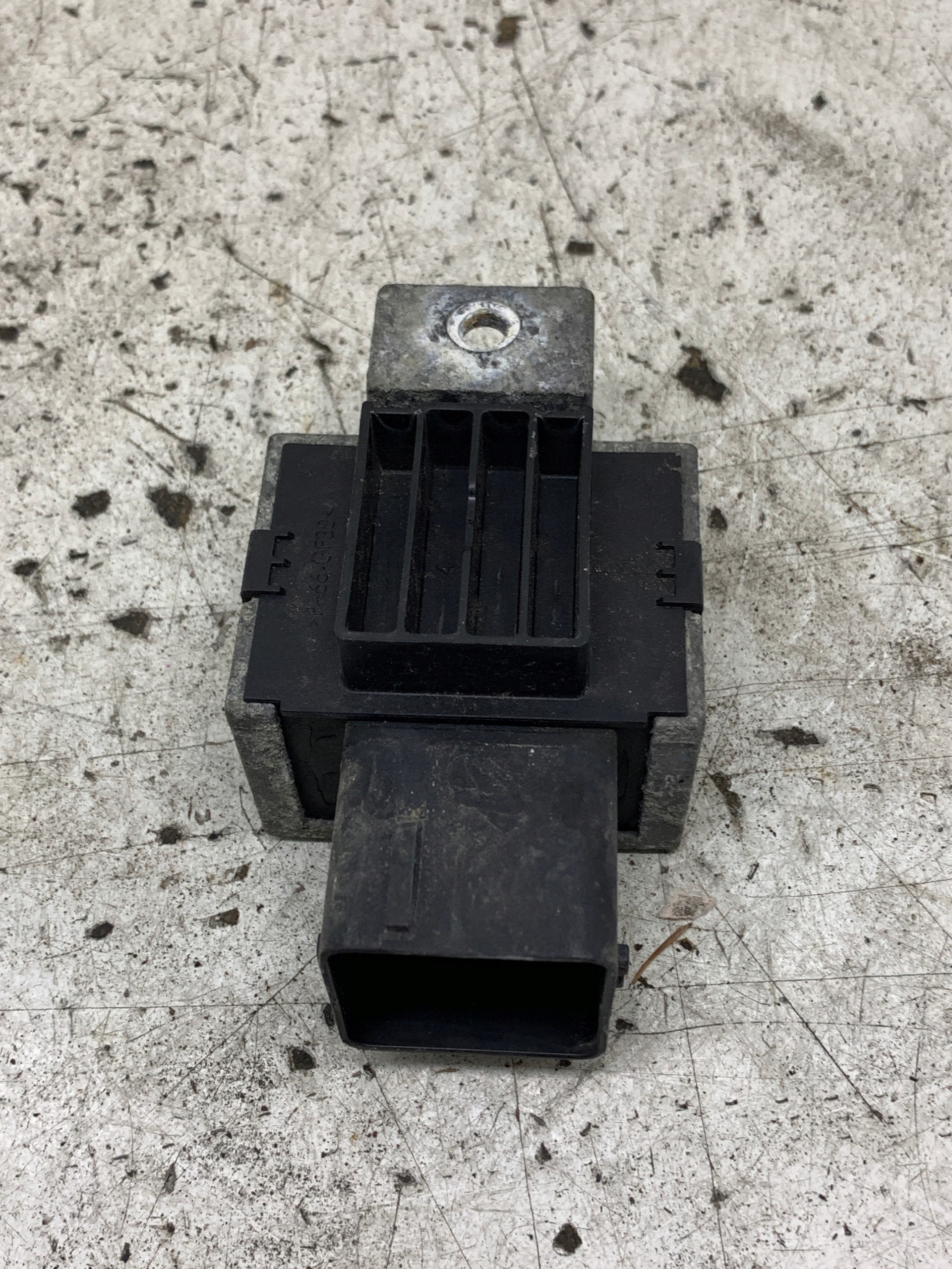 module relay plugs 9663824880 PEUGEOT 5008 2.0 HDI