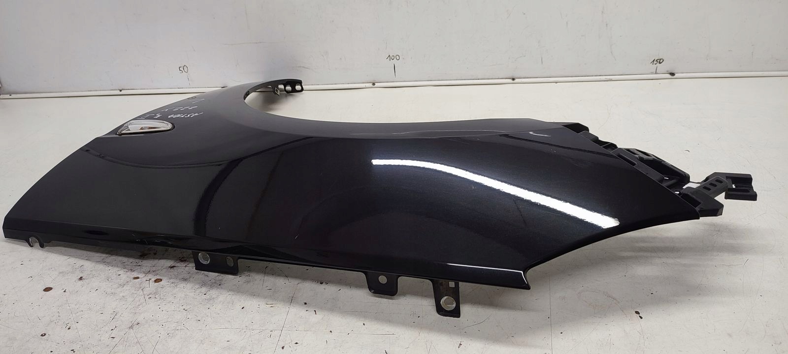 fender left front front Opel Astra K LIFT kombi Z22Y