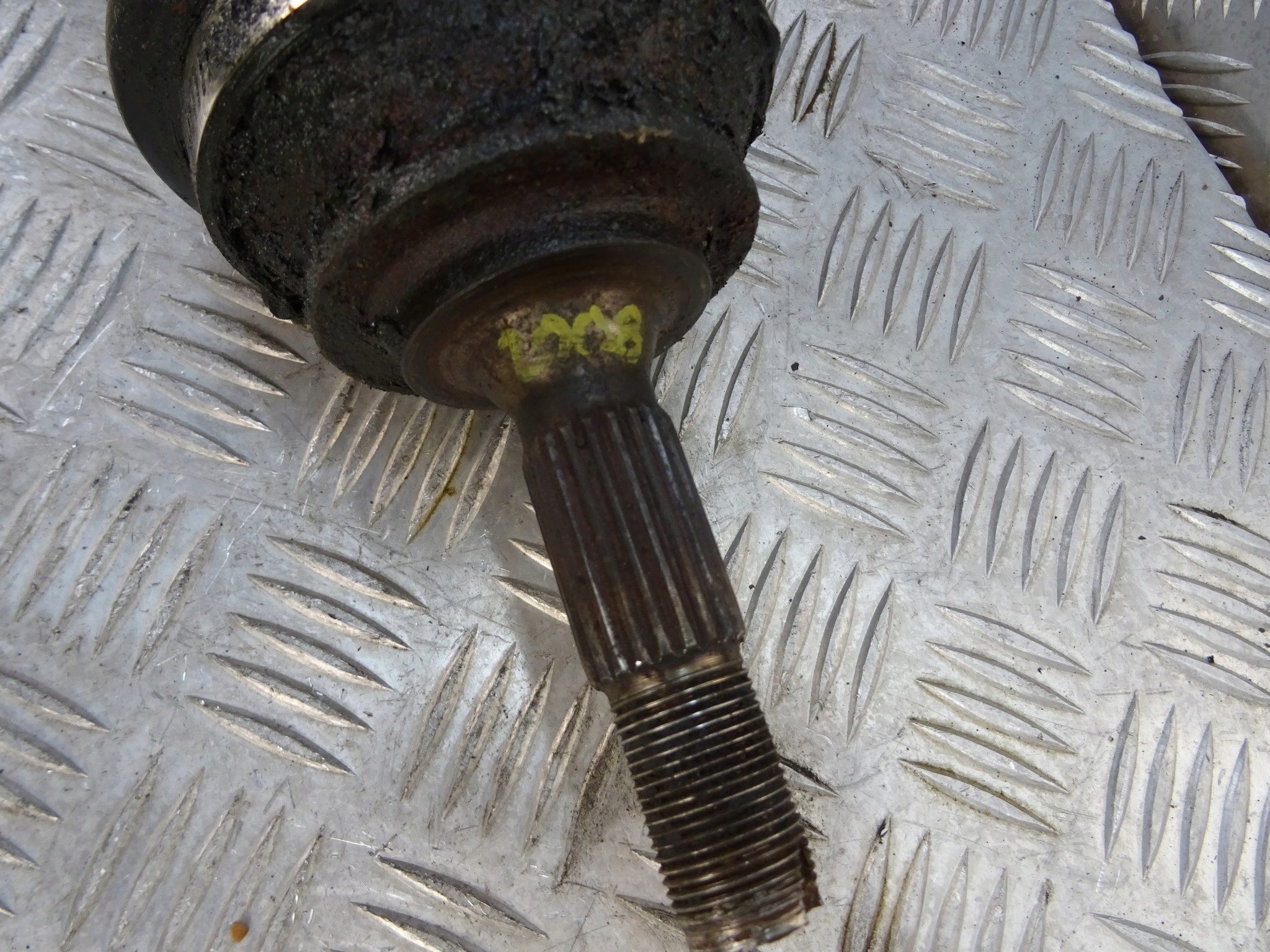 PEUGEOT 2008 semi-axis left 9677209780 1.2 VTI