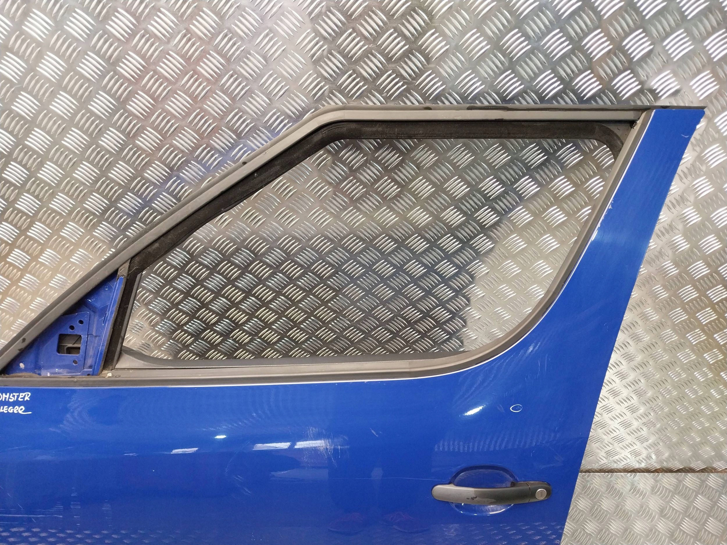 door front left SKODA ROOMSTER 06