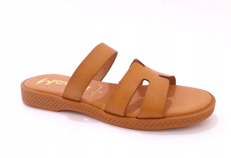 Hnědé nazouváky s plochou podrážkou Marila Balti r38