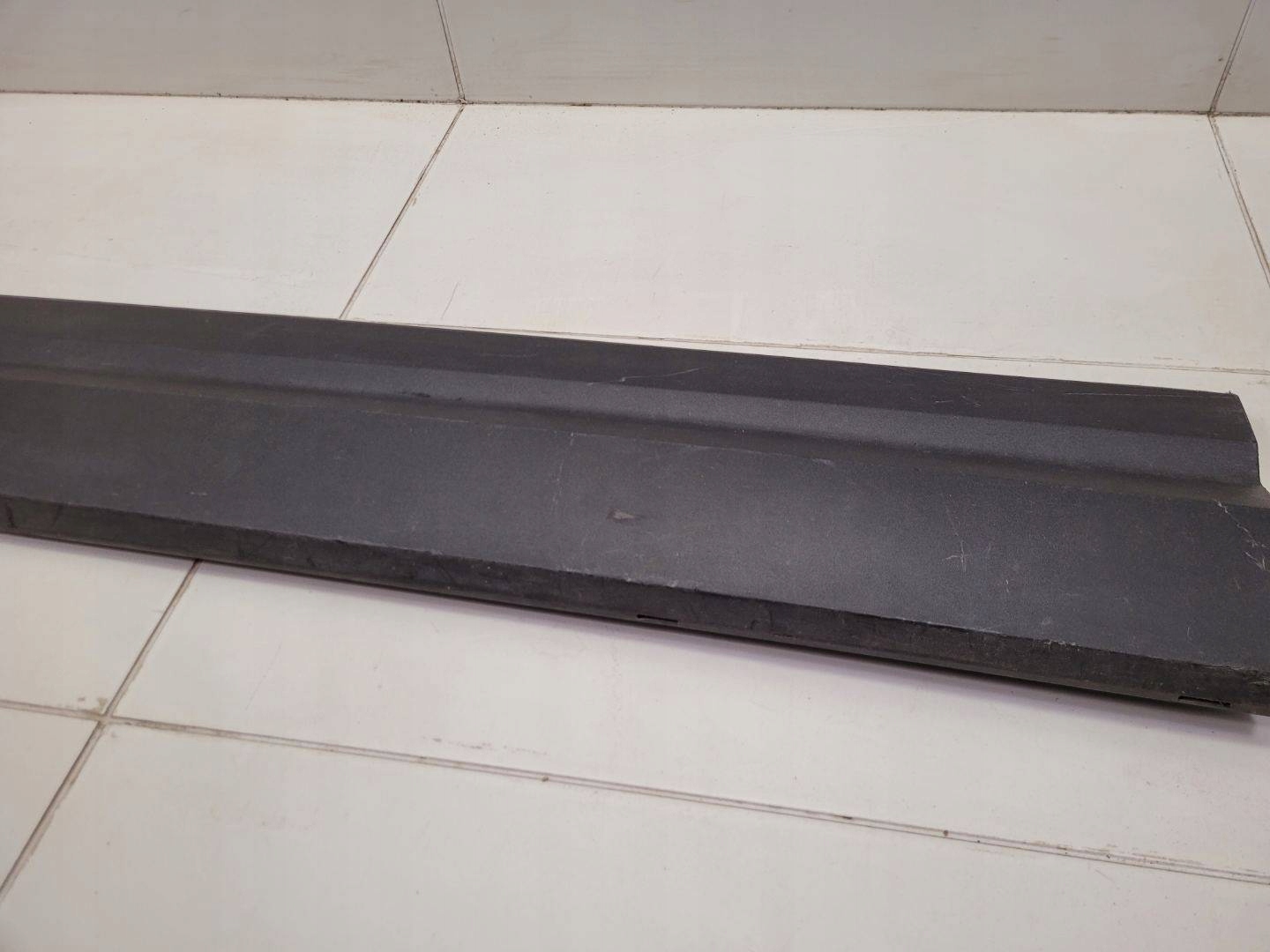 moulding door front left side SEAT Ateca 2019