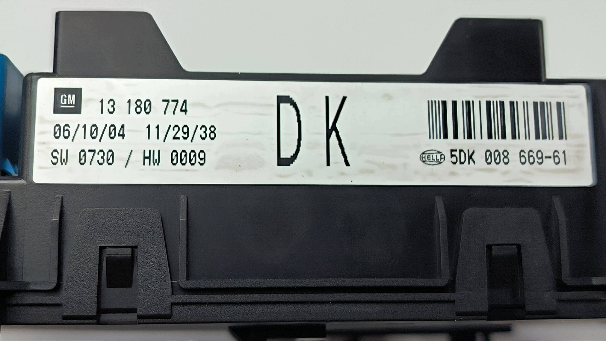 Module fusibles 13180774 OPEL ASTRA H III