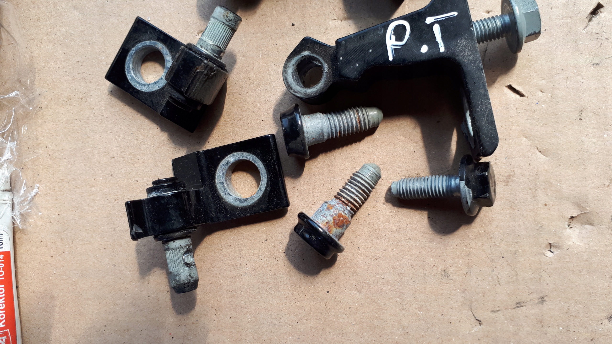 A6 C7 4G hinge hinges door right right rear part LY9B