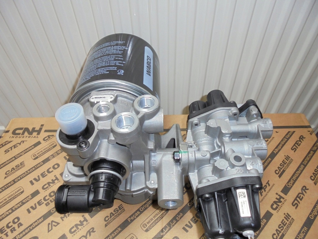 OSUSZACZ POWIETRZA IVECO STRALIS 5801335174