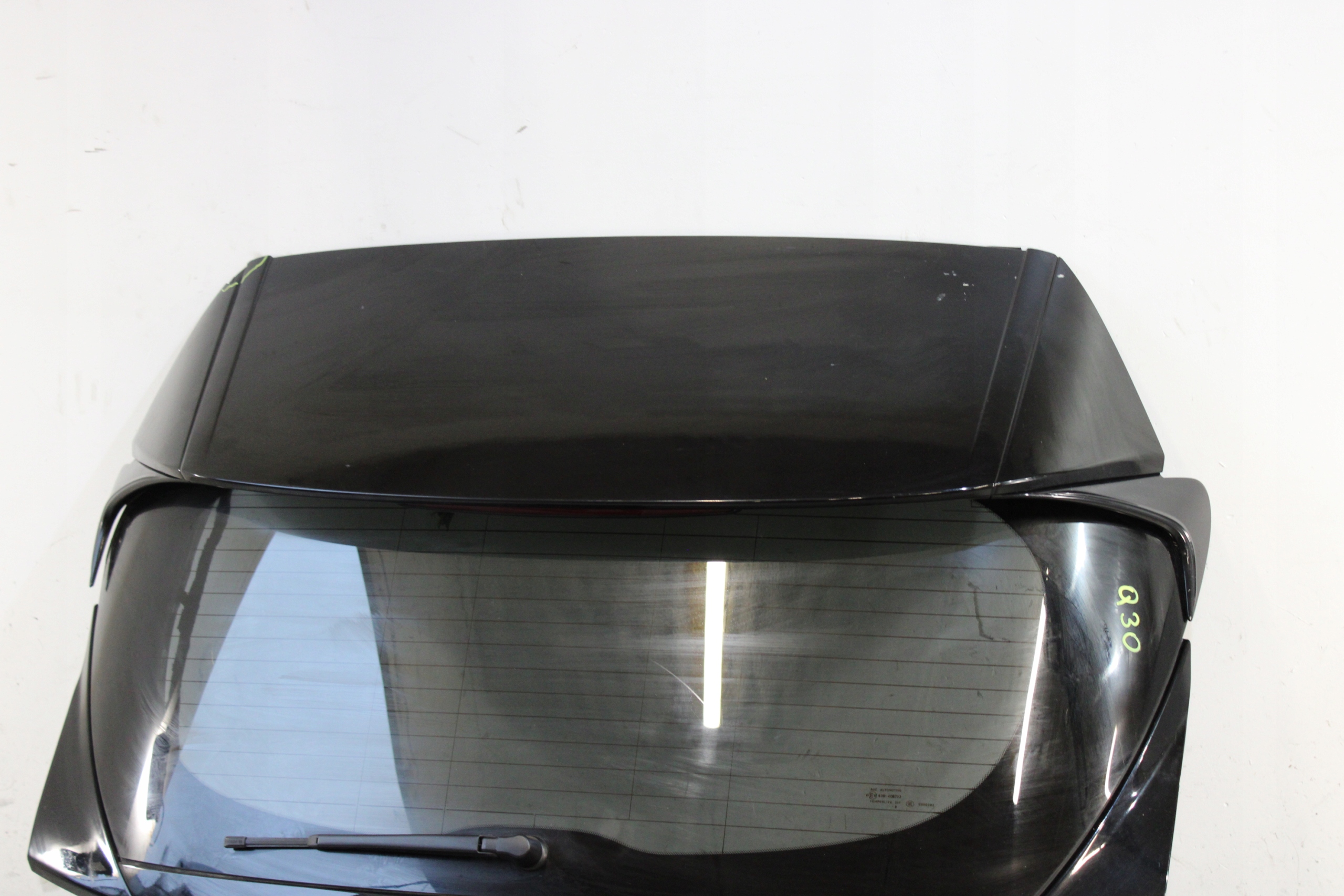 trunk door boot complete INFINITI Q30
