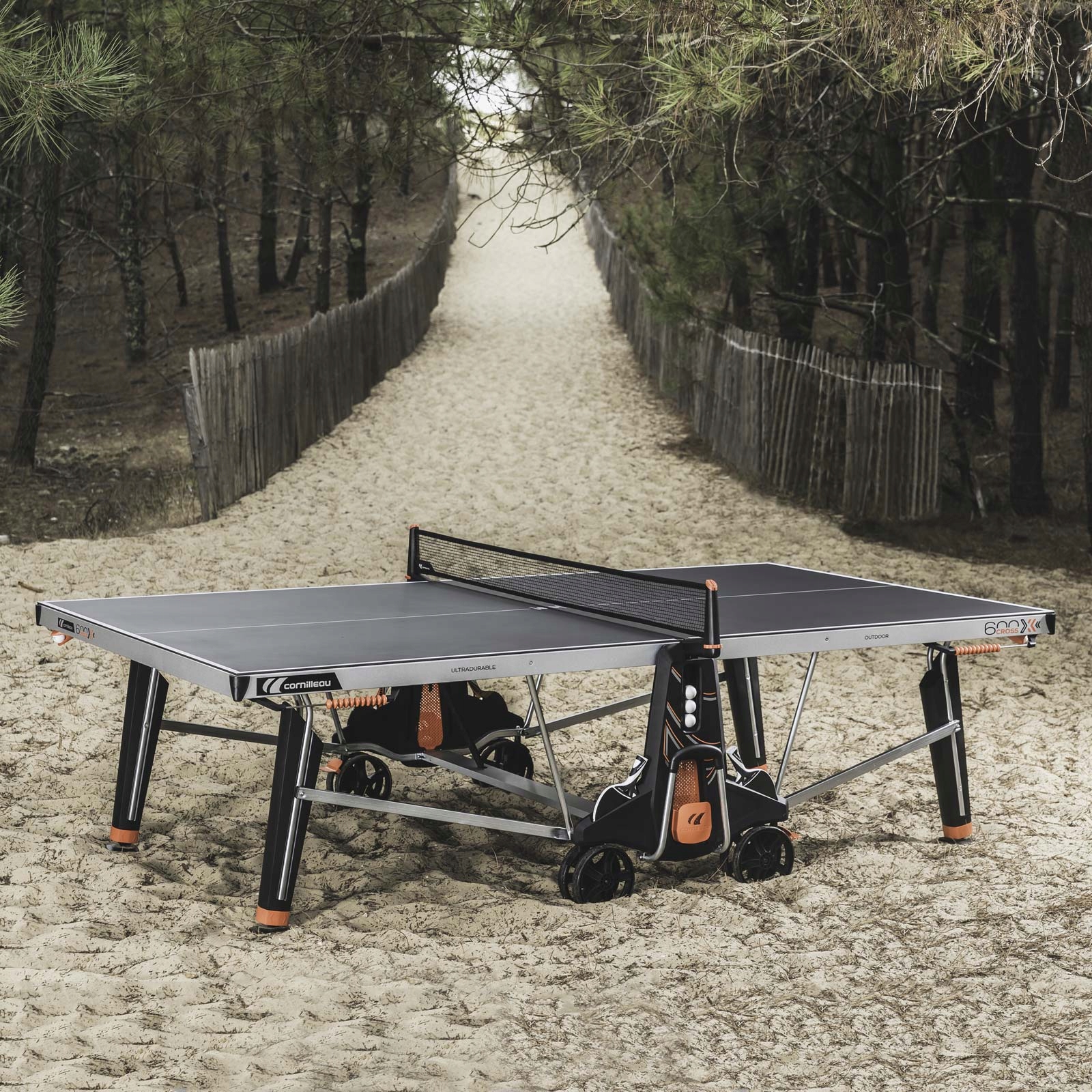 CORNILLEAU STÓŁ TENISOWY 600X OUTDOOR CZARNY Marka Cornilleau