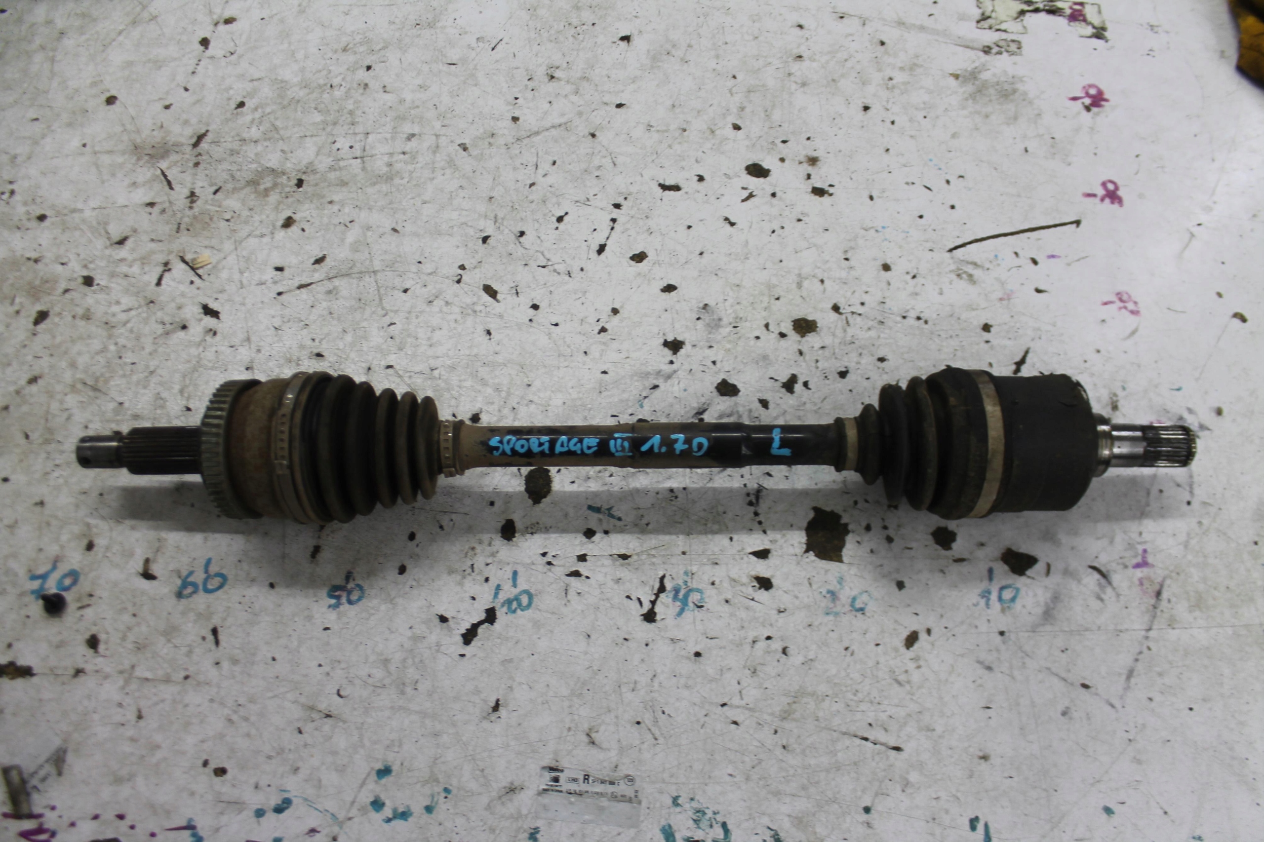 semi-axis left front front KIA SPORTAGE III 1.7 CRDI 10-15