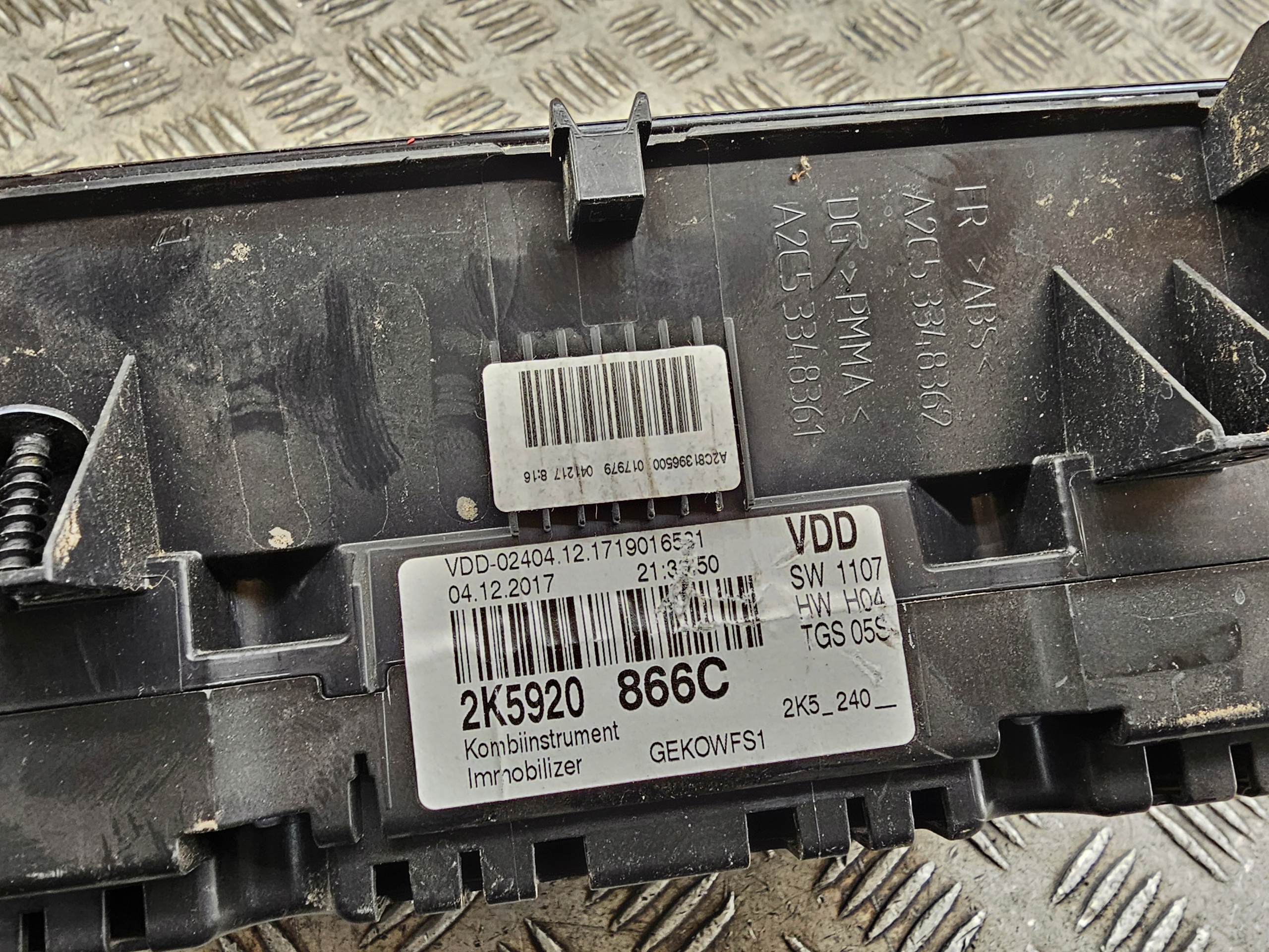 VW CADDY 2.0D 2K5 dials clock EUROPA 2K5920866C