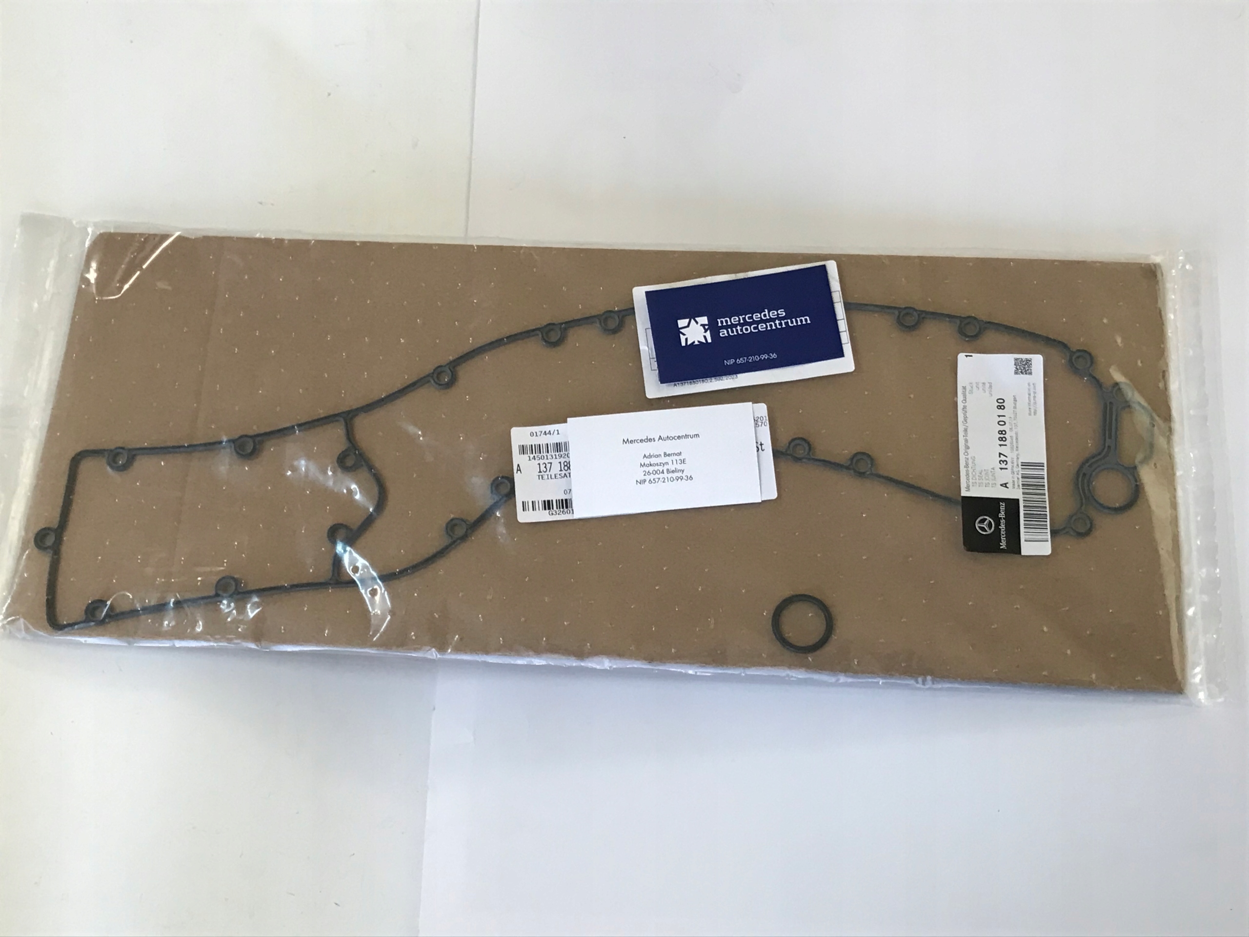 Uszczelka Mercedes-Benz OE 1371880180