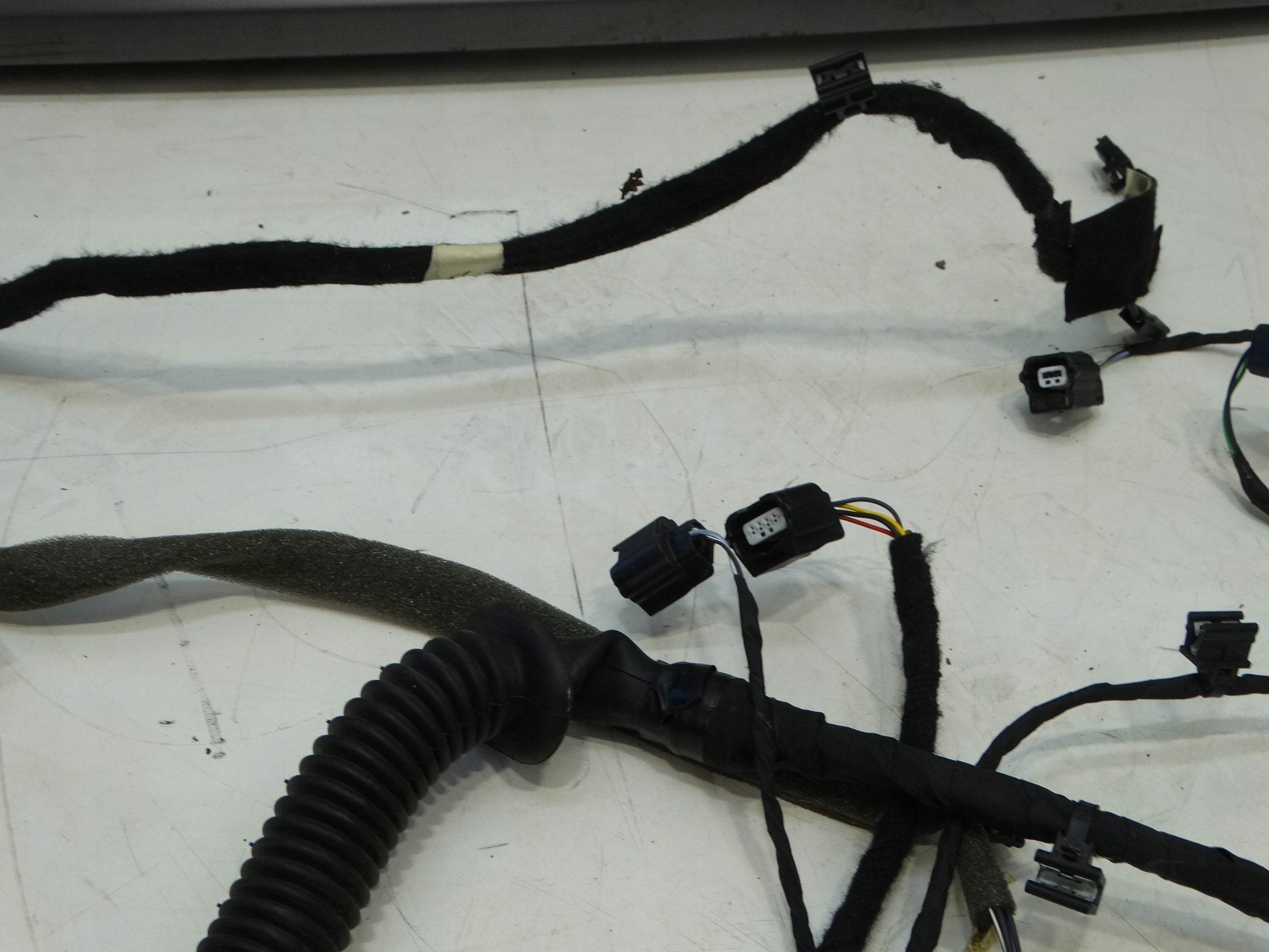 bundle wiring bonnet RENAULT ESPACE V 240515203R