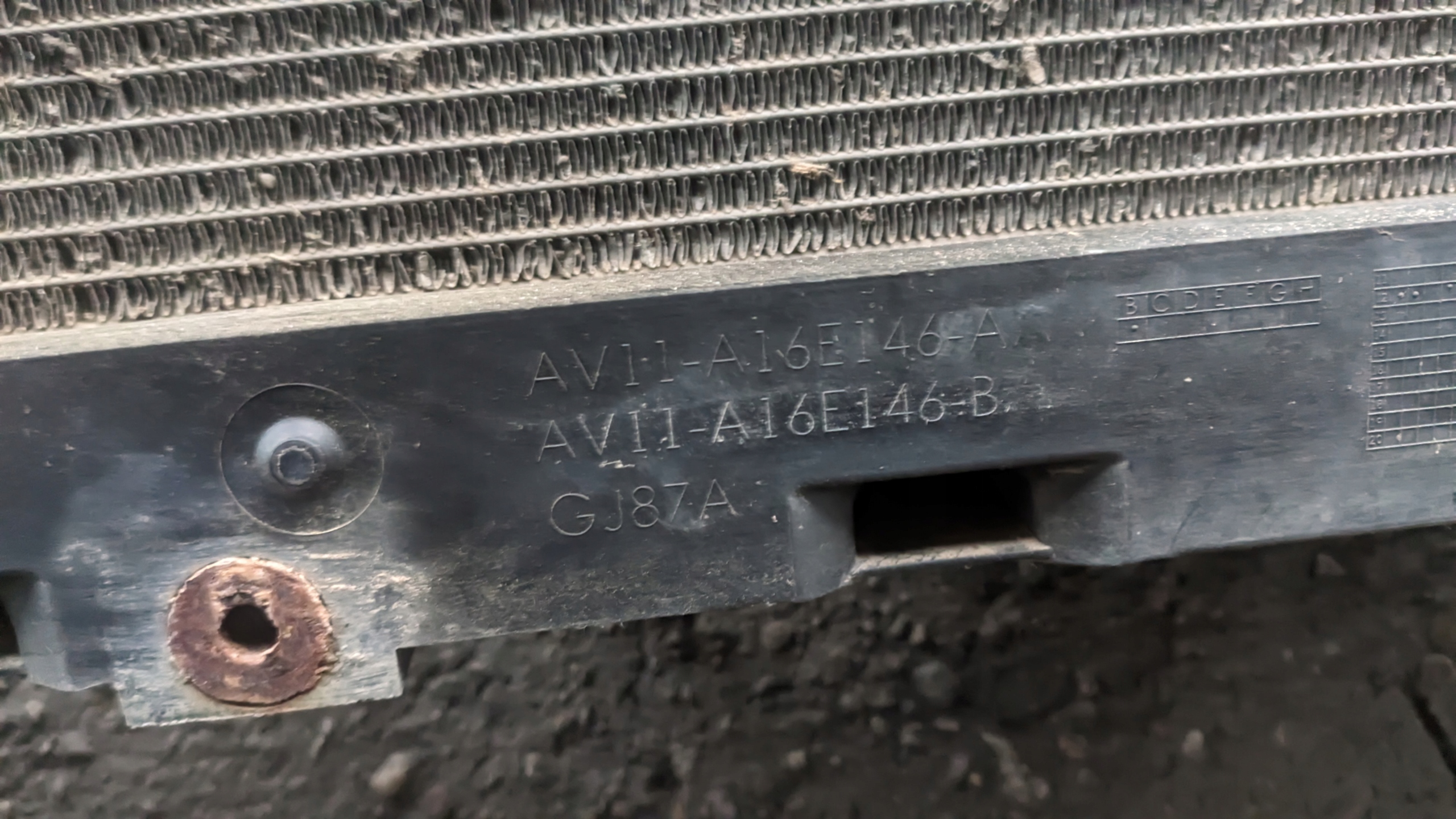 FORD B-MAX 12R 1.0EB radiator complete C1B1-8C607-AC