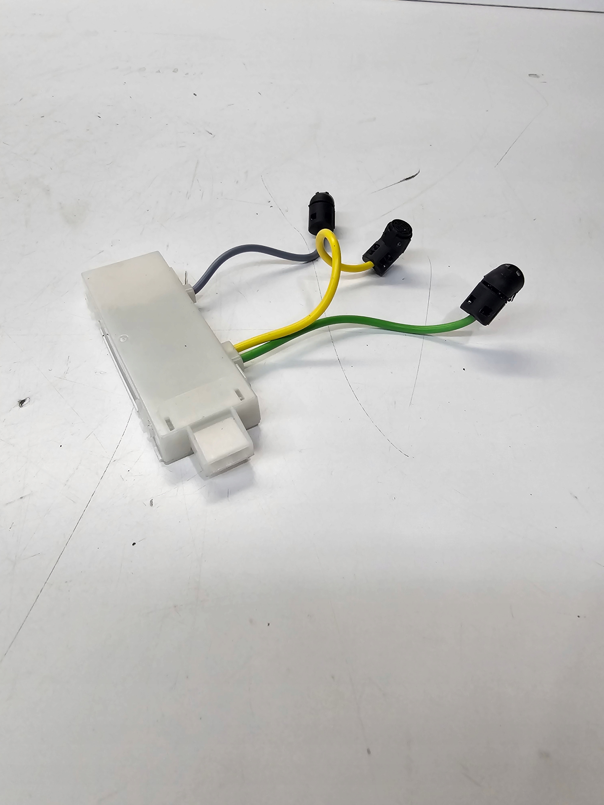 sensor RUCHU cabs AUDI A1 8X LIFTQ3 8U 8X0951177A