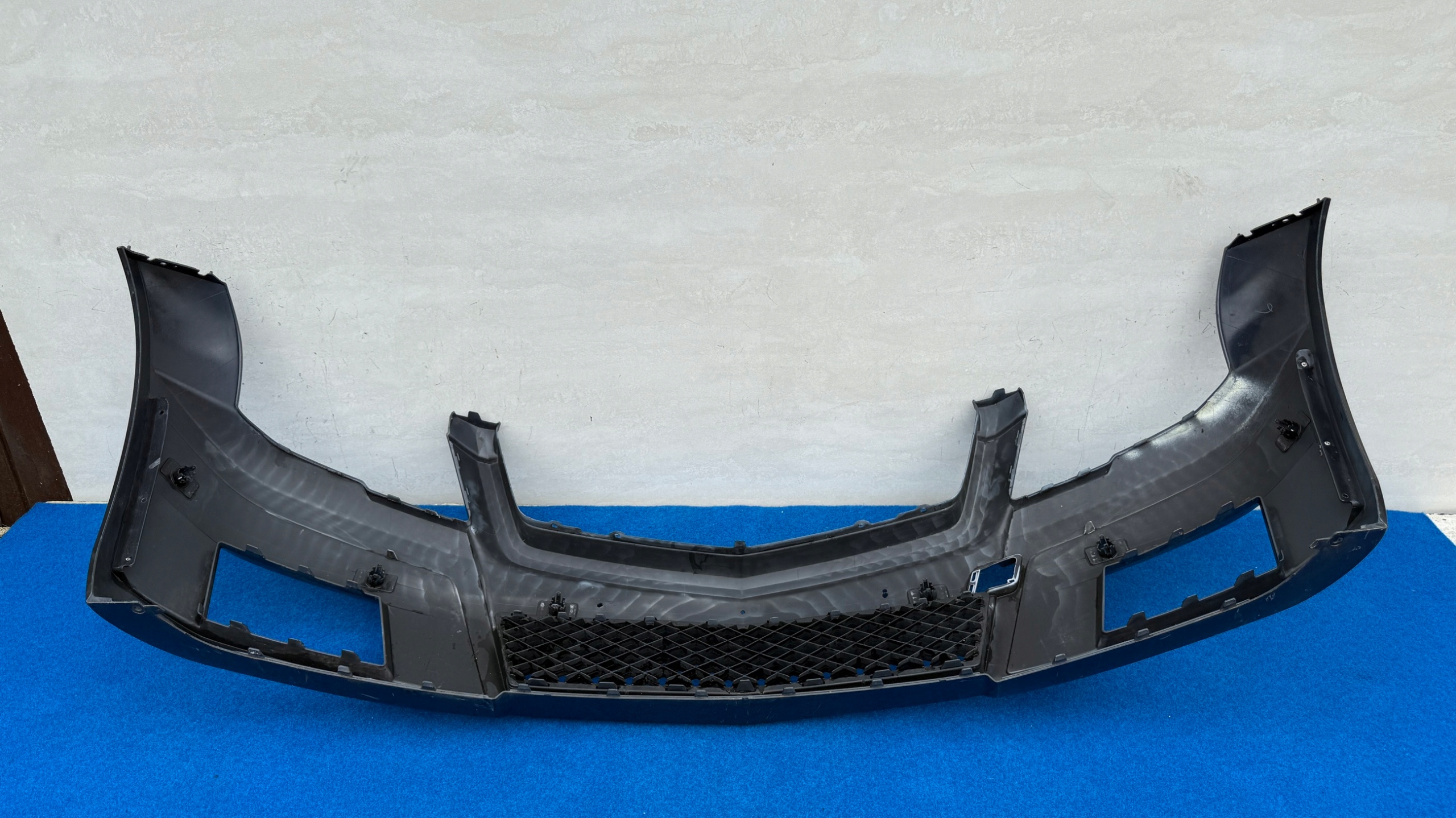 MERCEDES GLK X204 bumper front below sensors + grid A2048851425 MA221