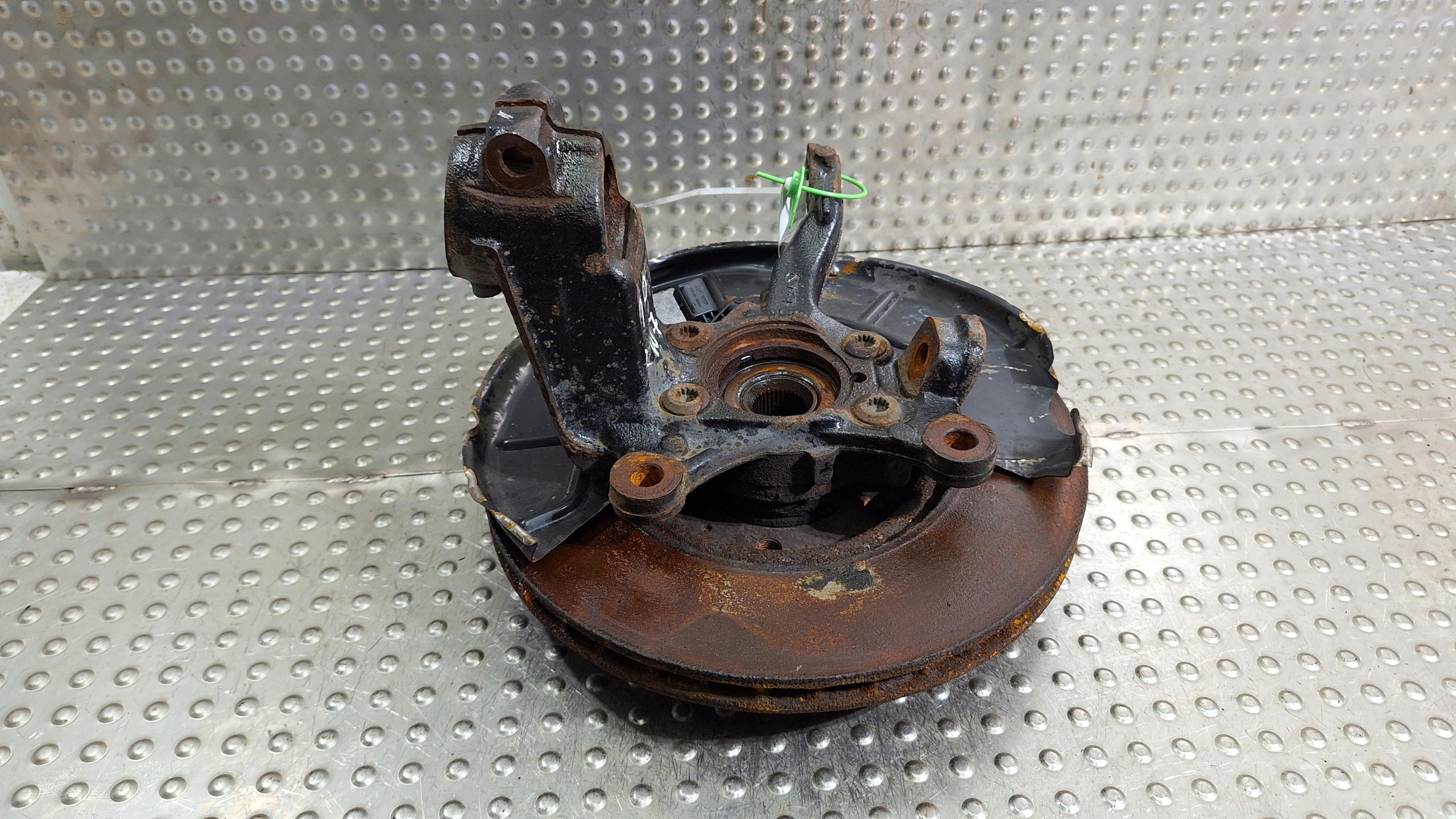 swing right front 1K0407256AA GOLF V CADDY III A3 8P TIGUAN and LEON II
