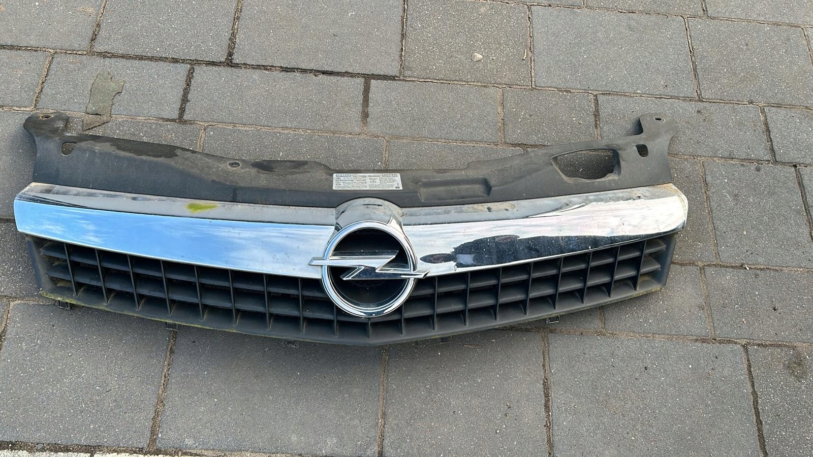 Opel Astra Kühlergrill FRONTGRILL Kühlergitter - Image 1
