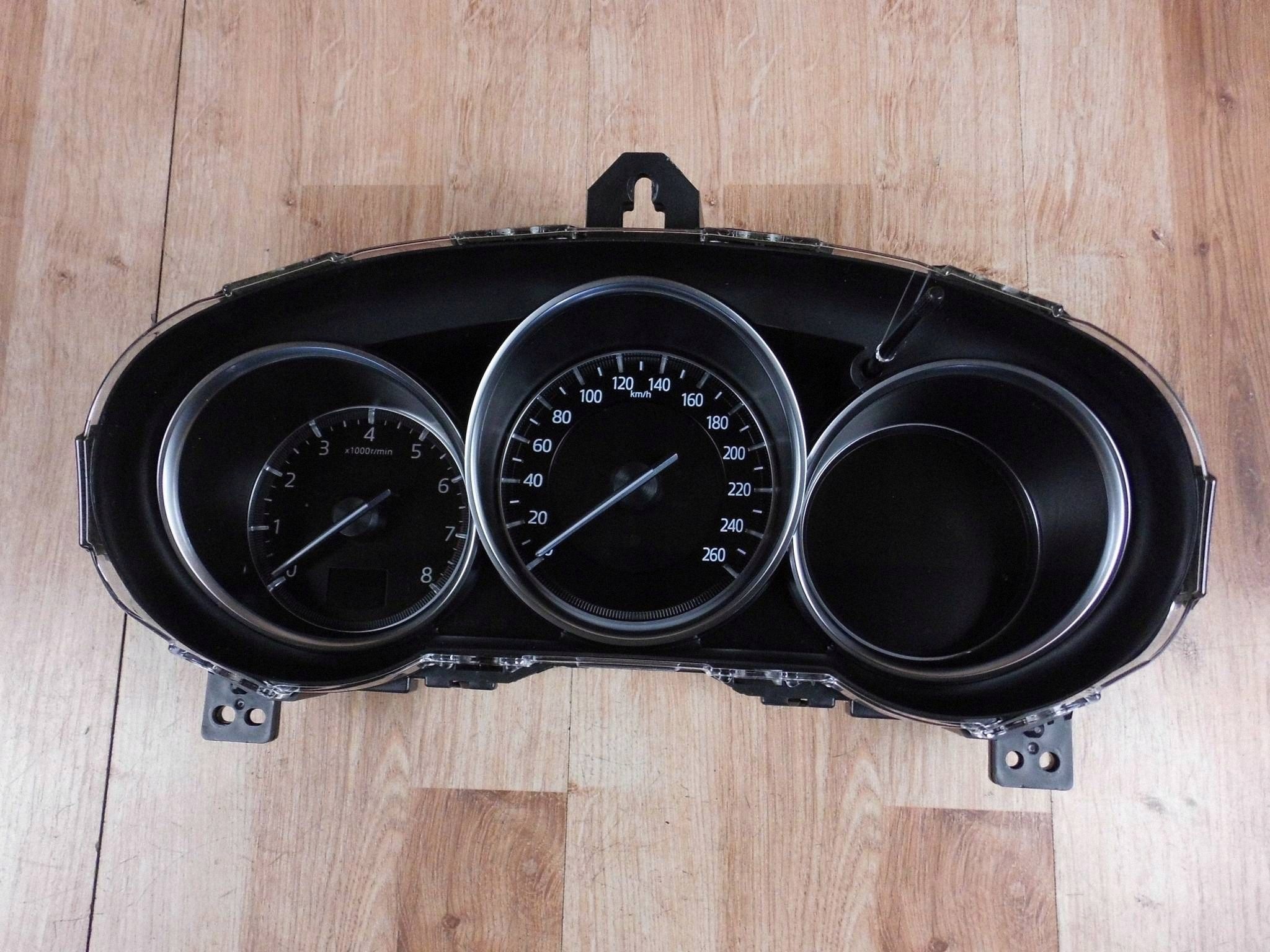 Mazda 6 GJ GL 2.0 BENZ dials GCVG A