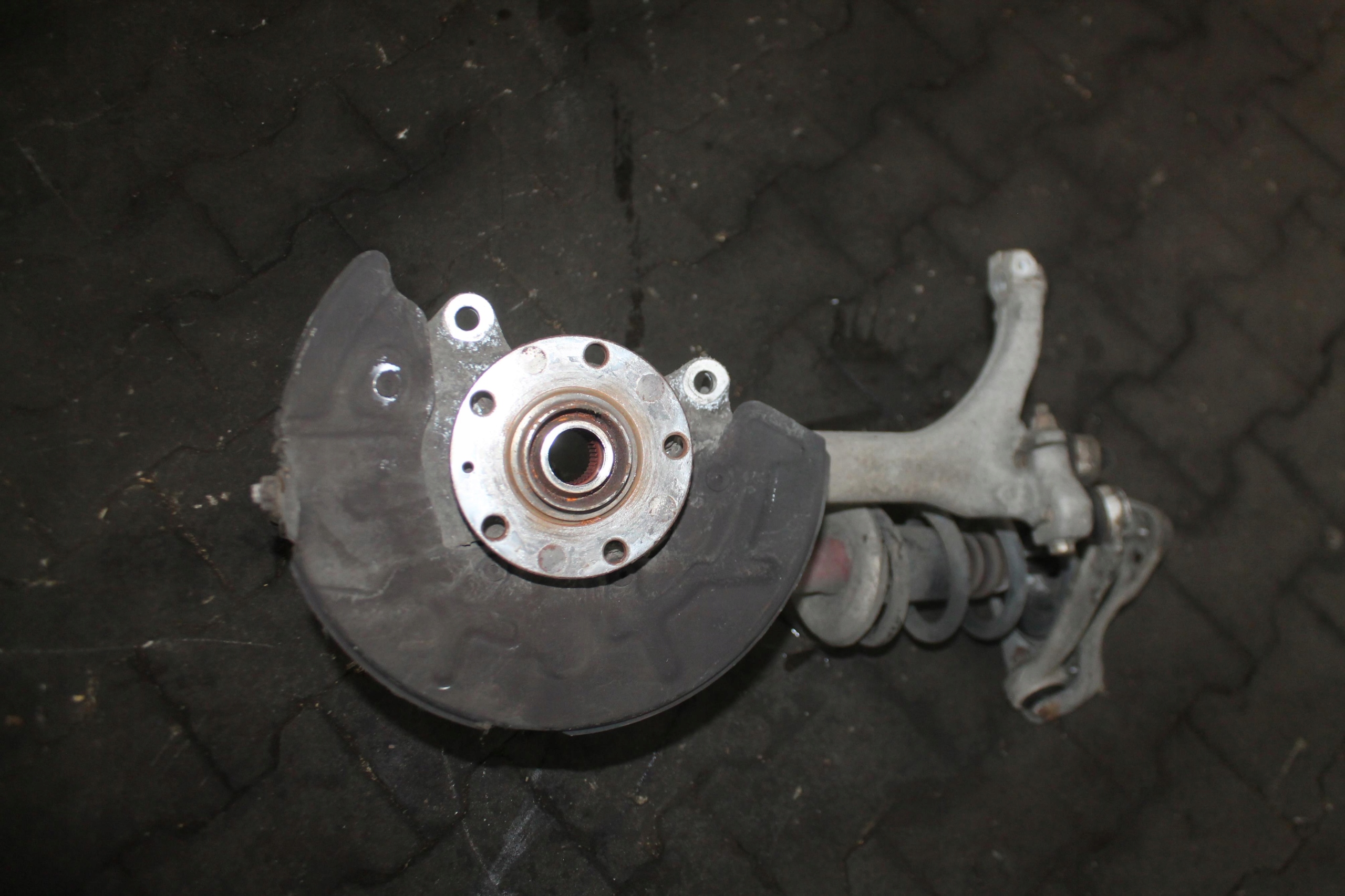 McPherson swing right front AUDI A4 B7 3.0 TDI AUTOMAT 04-08
