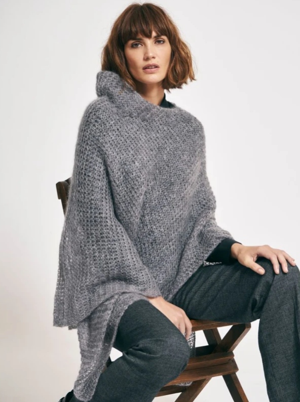 LIIS JAPAN GENIALNE NOWOCZESNE PONCZO MOHER