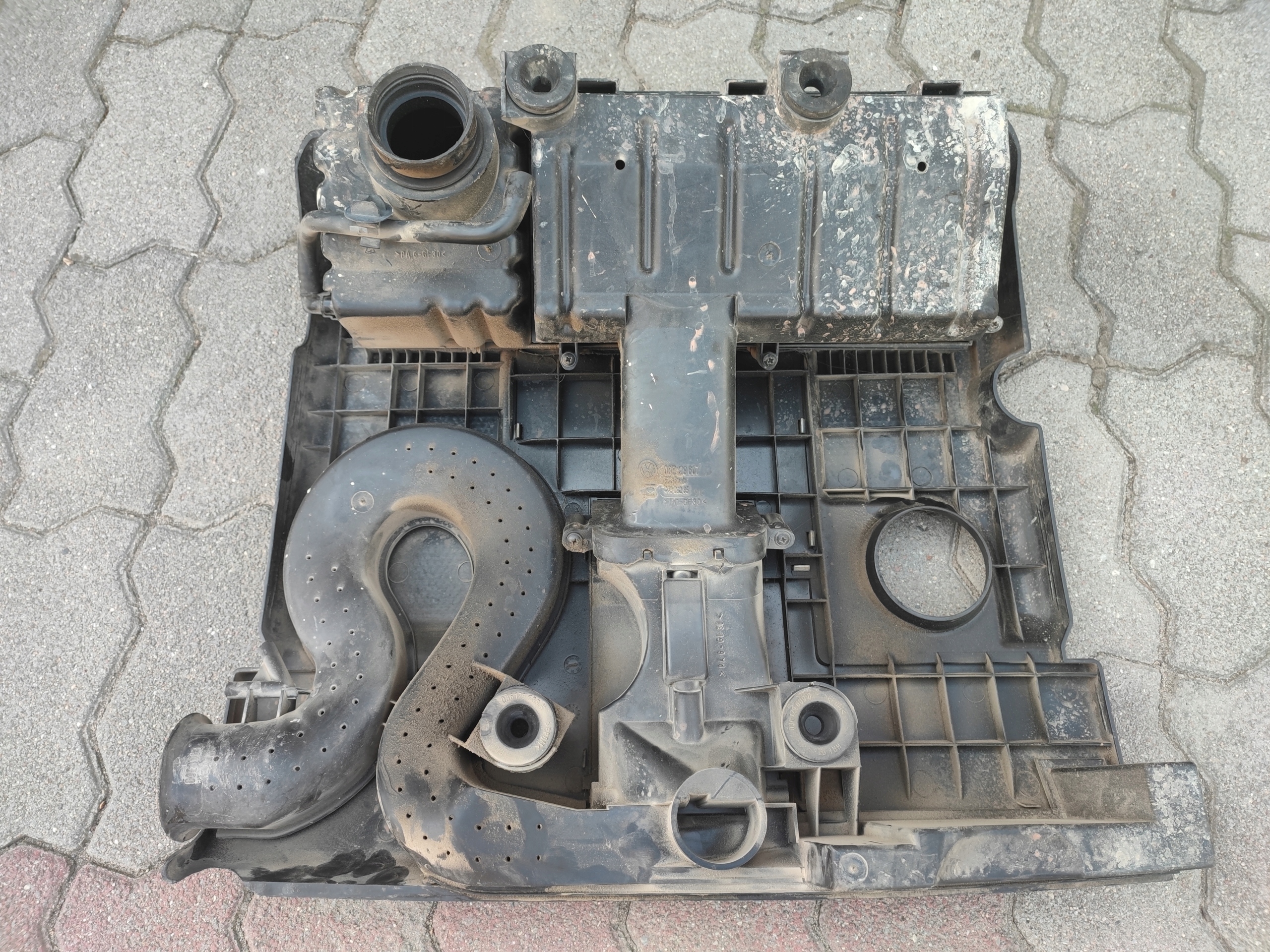 engine housing cover upper SEAT IBIZA 03E129607R