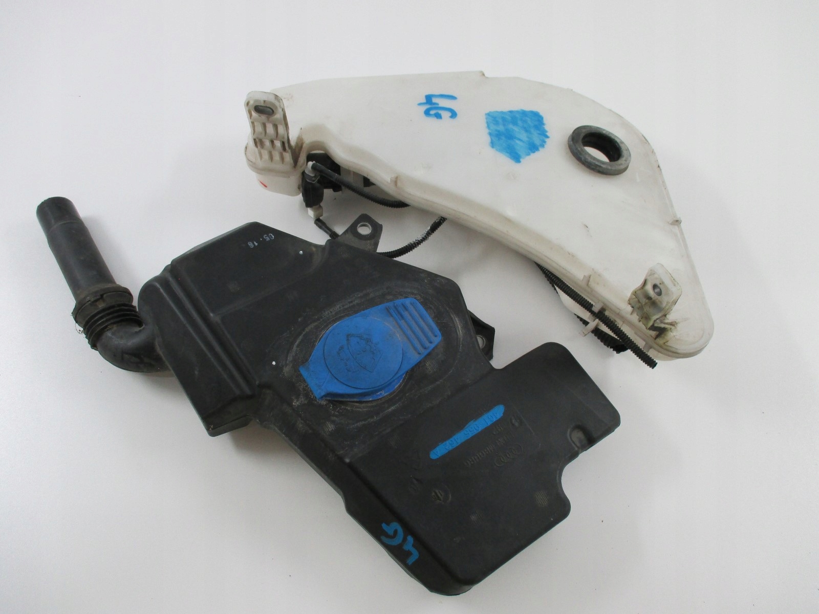 Бачок омывателя Audi A6 4G0 4G8955451E