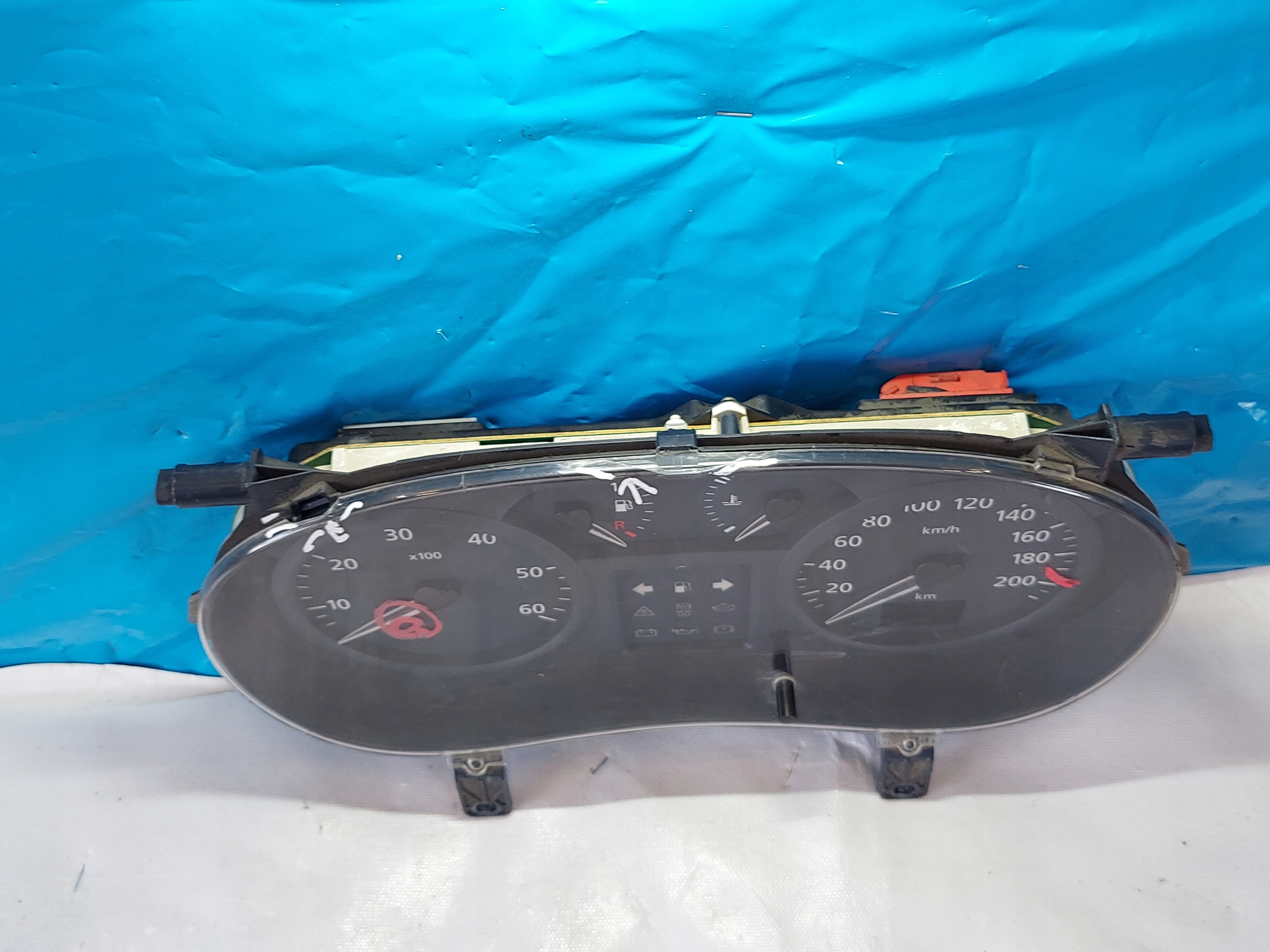 dials clock RENAULT TRAFIC 2.5 DCI P8200295451A
