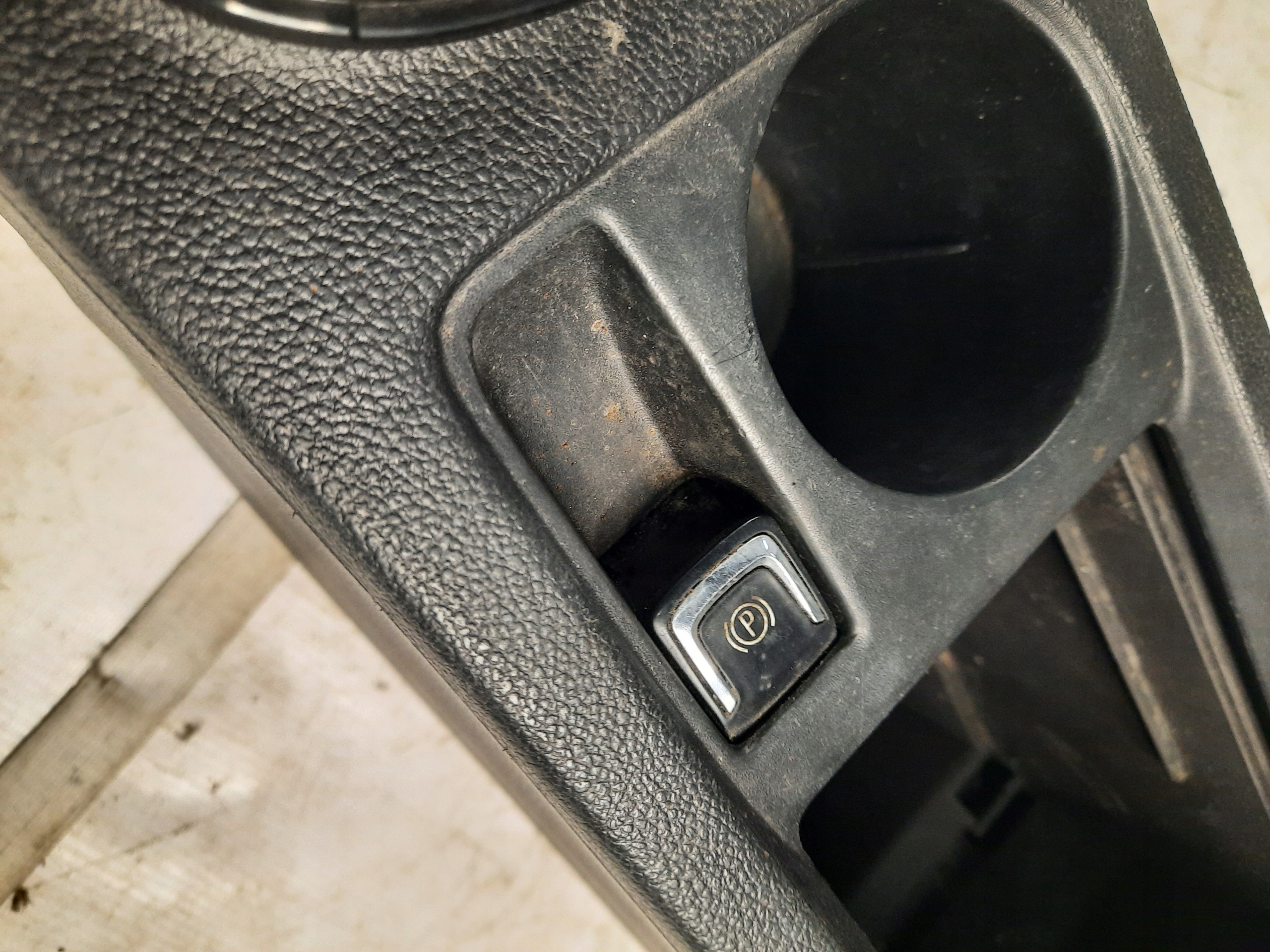 TUNEL central armrest OPEL ASTRA 4 J 10R ANGLIK