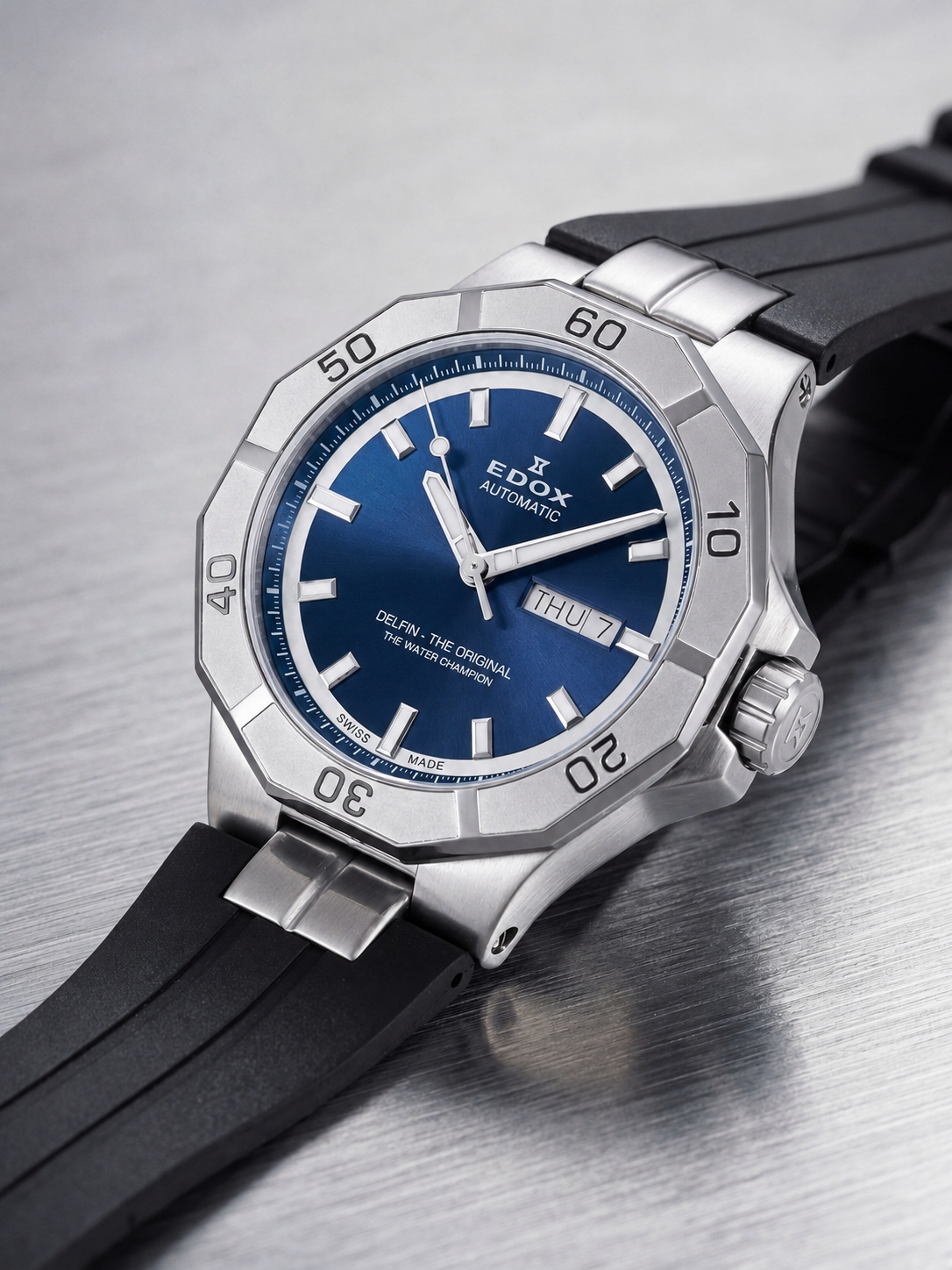 Edox Delfin The Original Automatic 88008-3CA-BUIN WR200 43mm