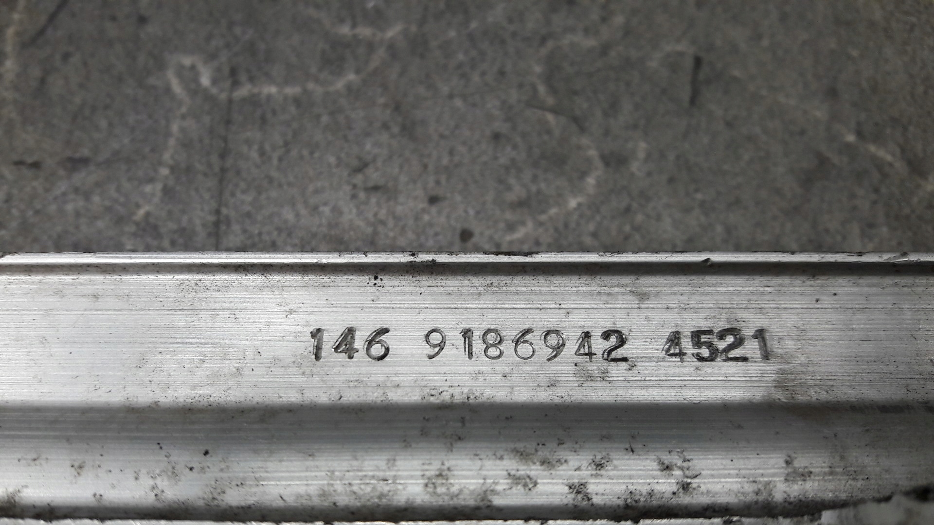 9186942 Rampe injection Volvo V70 II 2.4