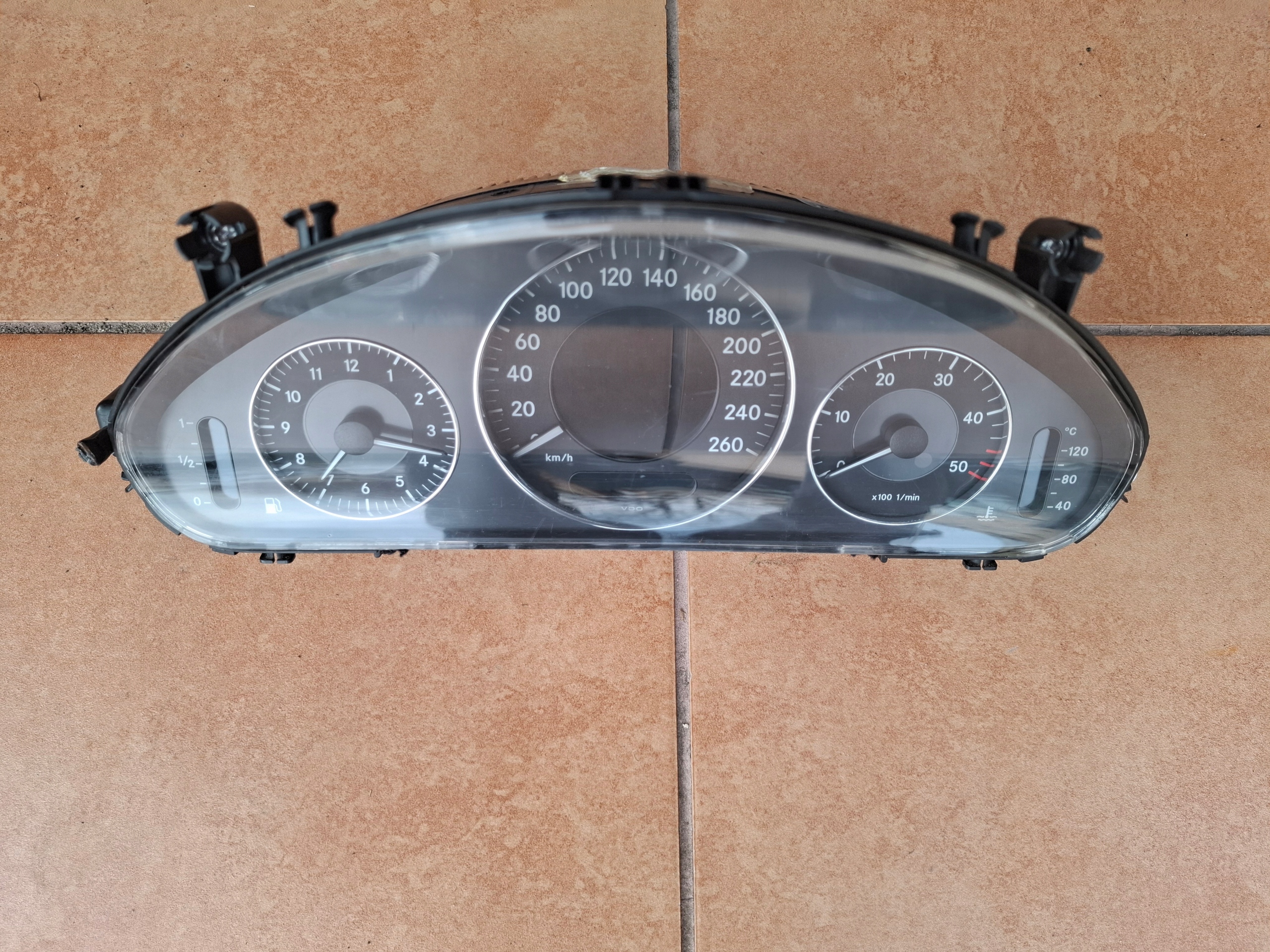 dials MERCEDES W211 CDI A2115405647