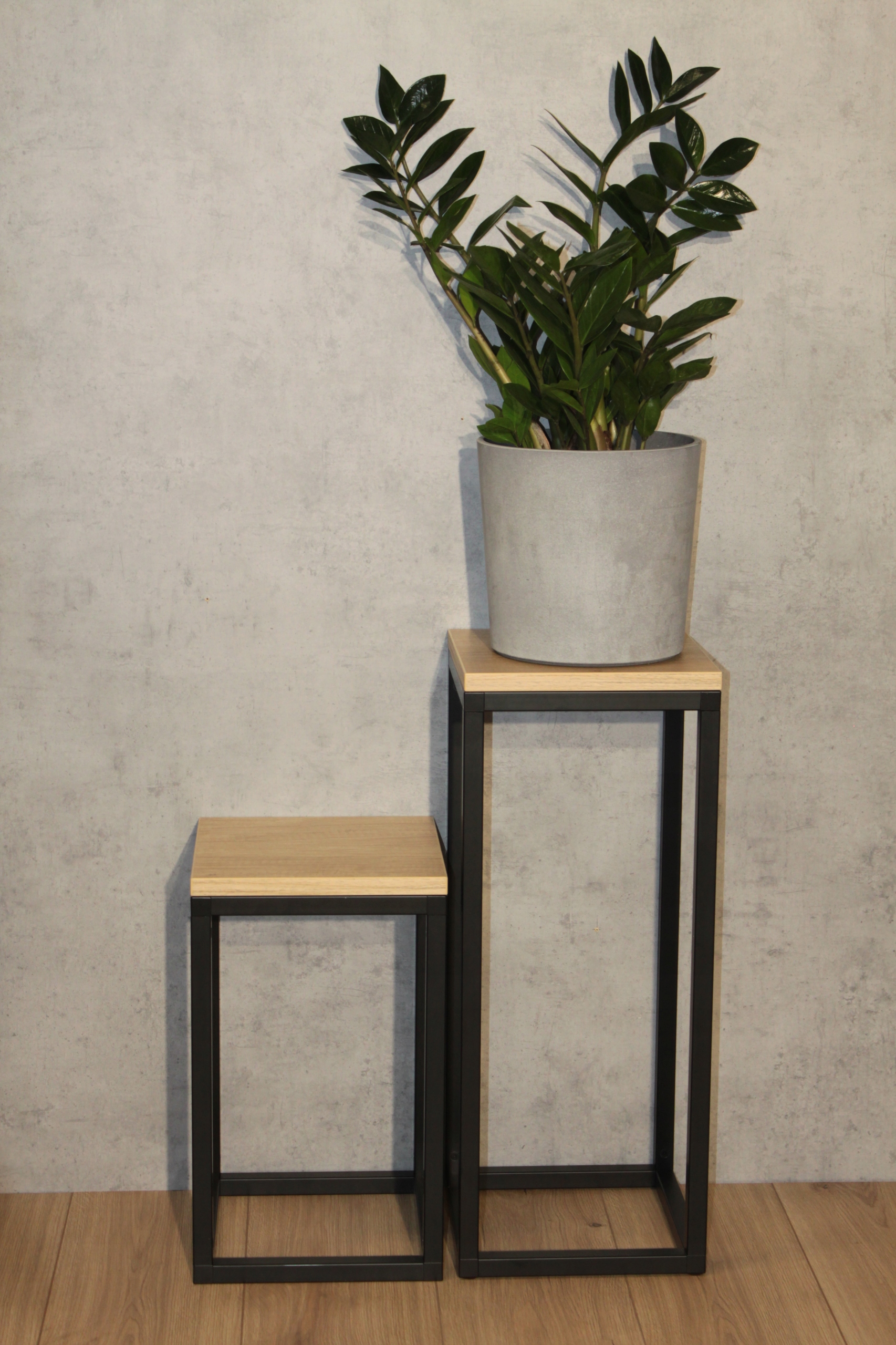 KWIETNIK ŚREDNI LOFT ALU STOJAK 60 CM DĄB OPCJE Wysokość produktu 60 cm