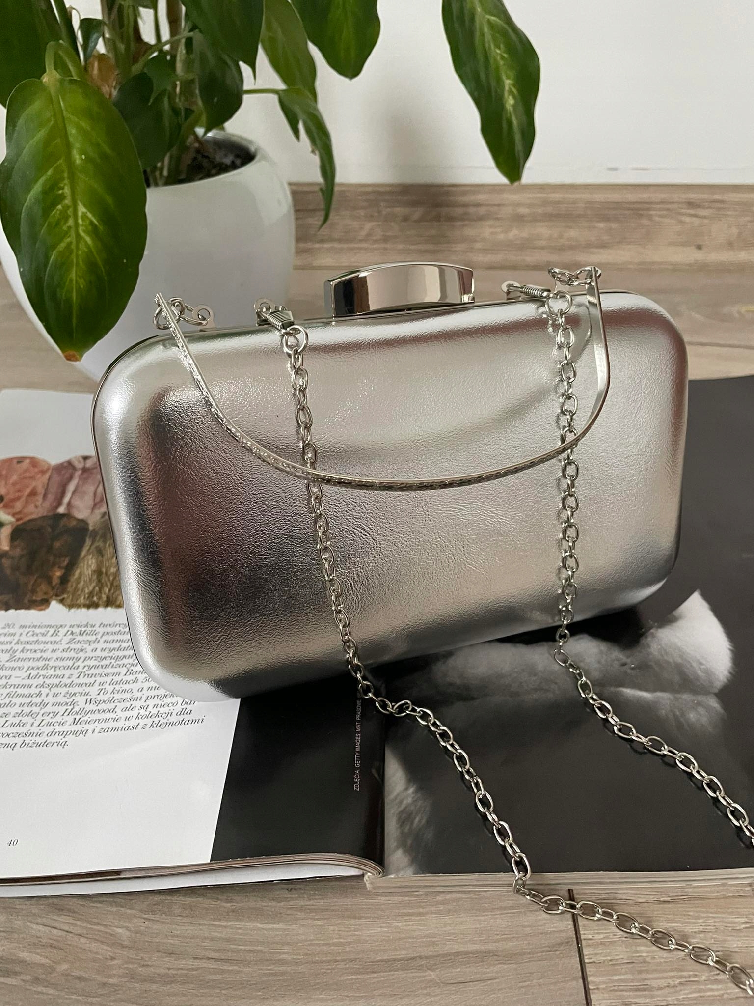 WIECZOROWA KOPERTÓWKA PUZDERKO EKO silver RĄCZKA Płeć kobieta