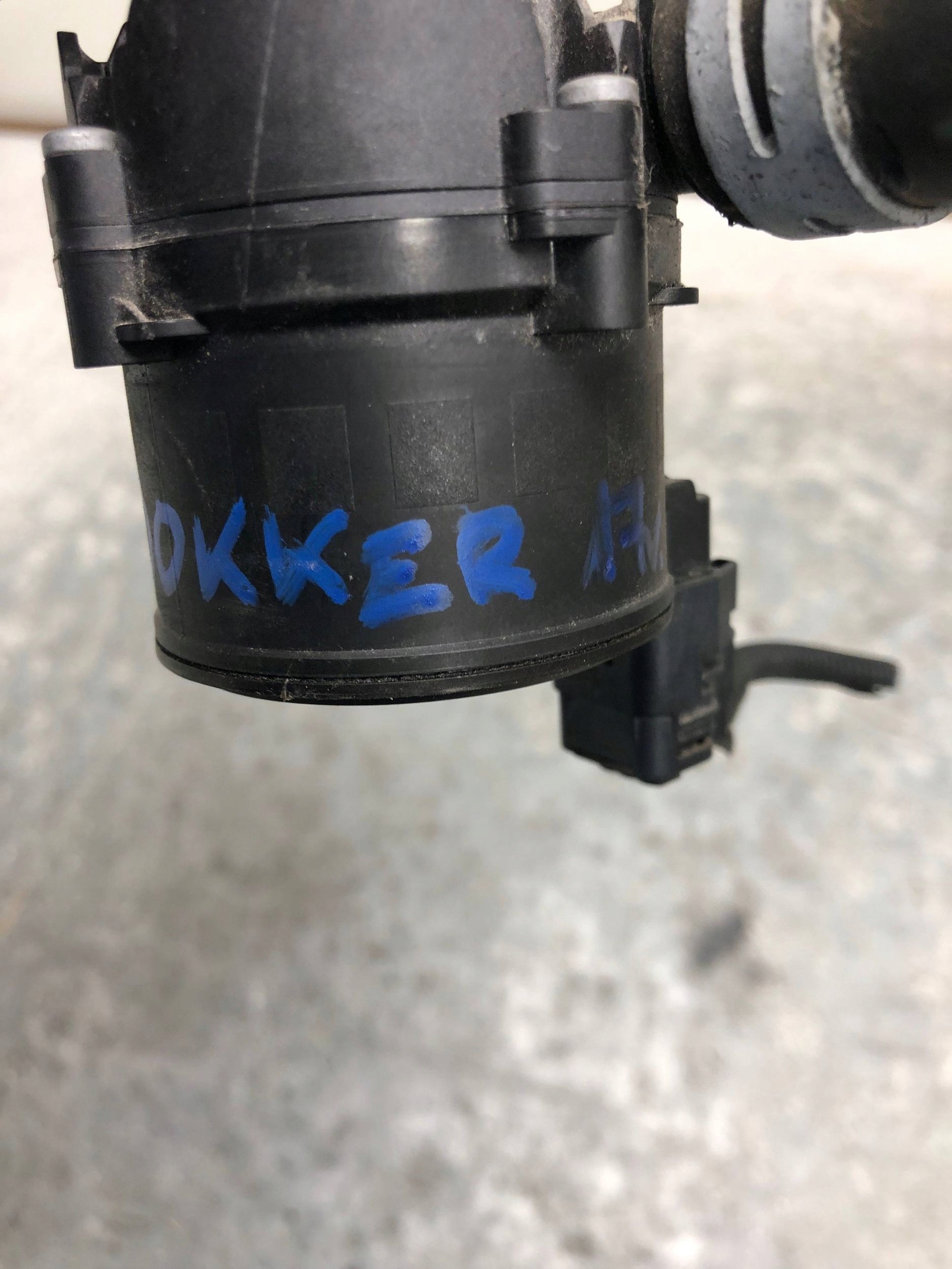 pumpa vode DACIA DOKKER 925164GA0A
