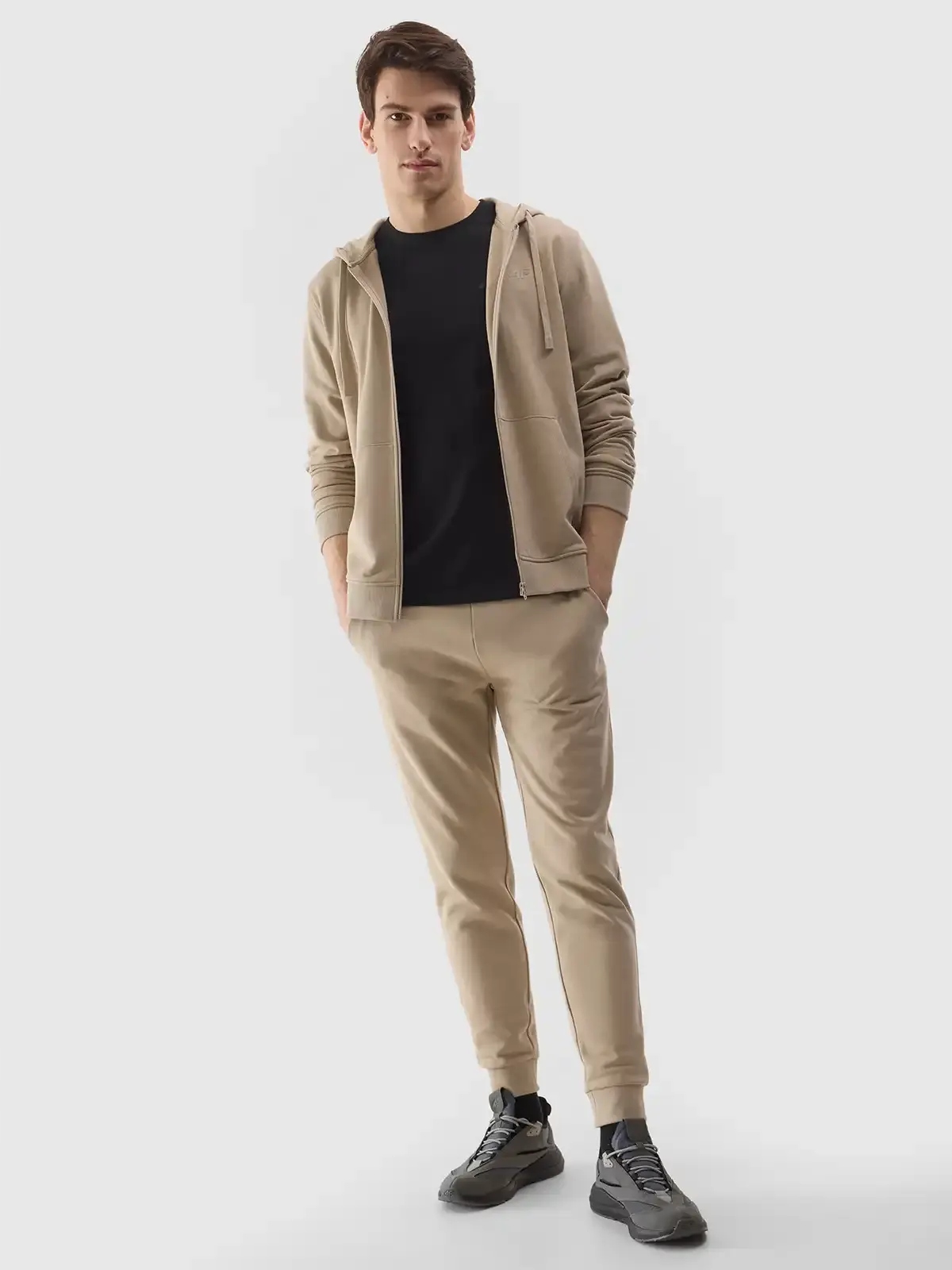 SPODNIE DRESOWE MĘSKIE 4F DRESY SPORTOWE JOGGERY BAWEŁNA WYGODNE SS24M603 Długość nogawki długa