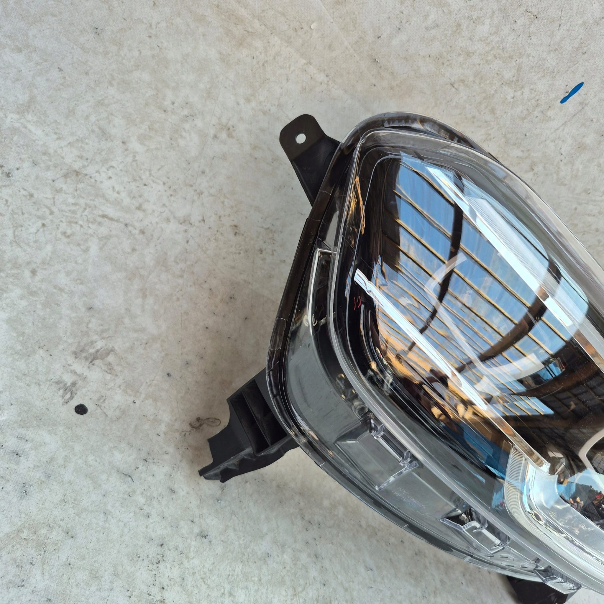 RENAULT KADJAR LIFT 18- light left front front FULL LED 260608385R