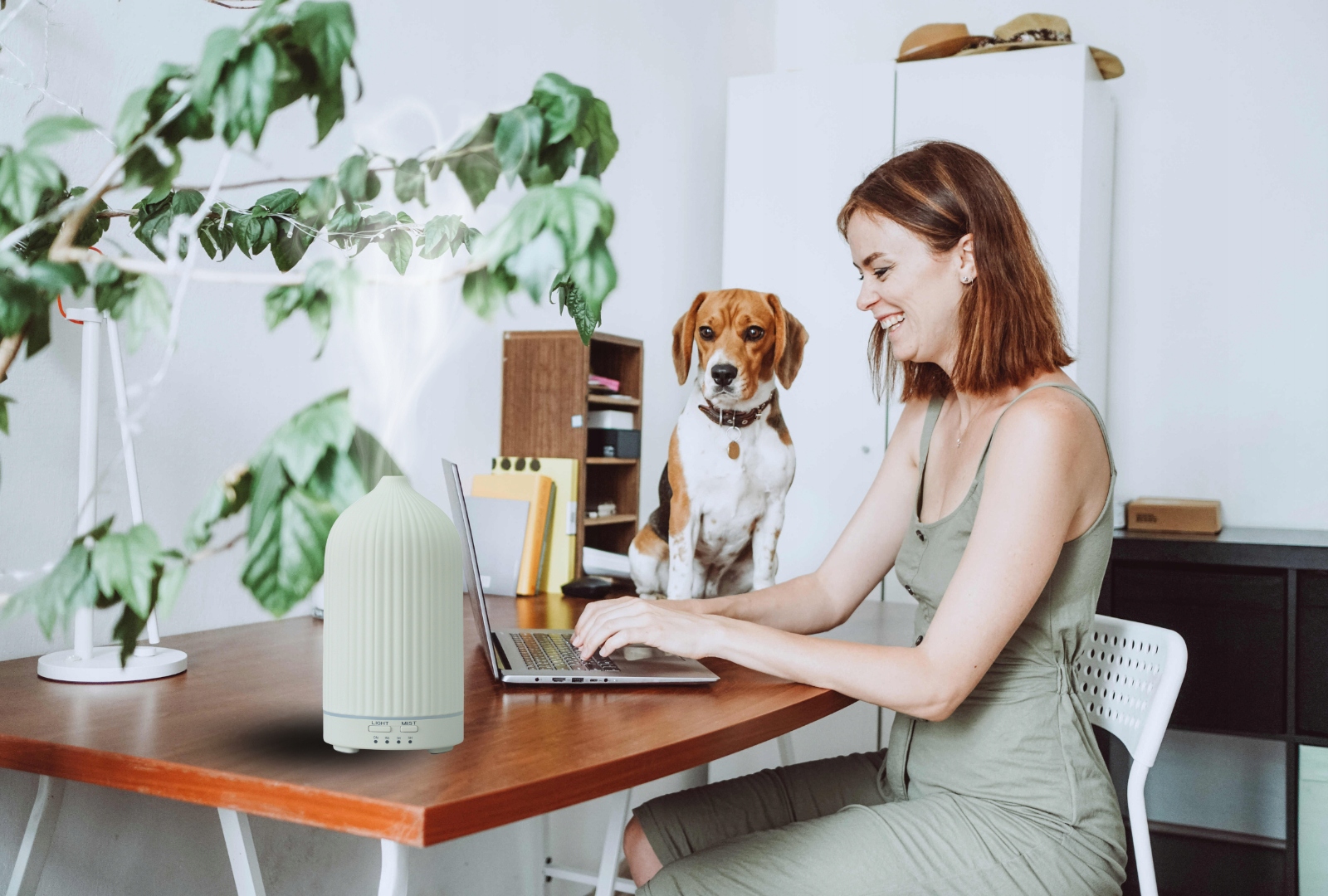 Dyfuzor AROMA CERAMIC wzór PASKI - ceramiczny, mniej plastiku Rodzaj dyfuzora elektrycznego do kontaktu