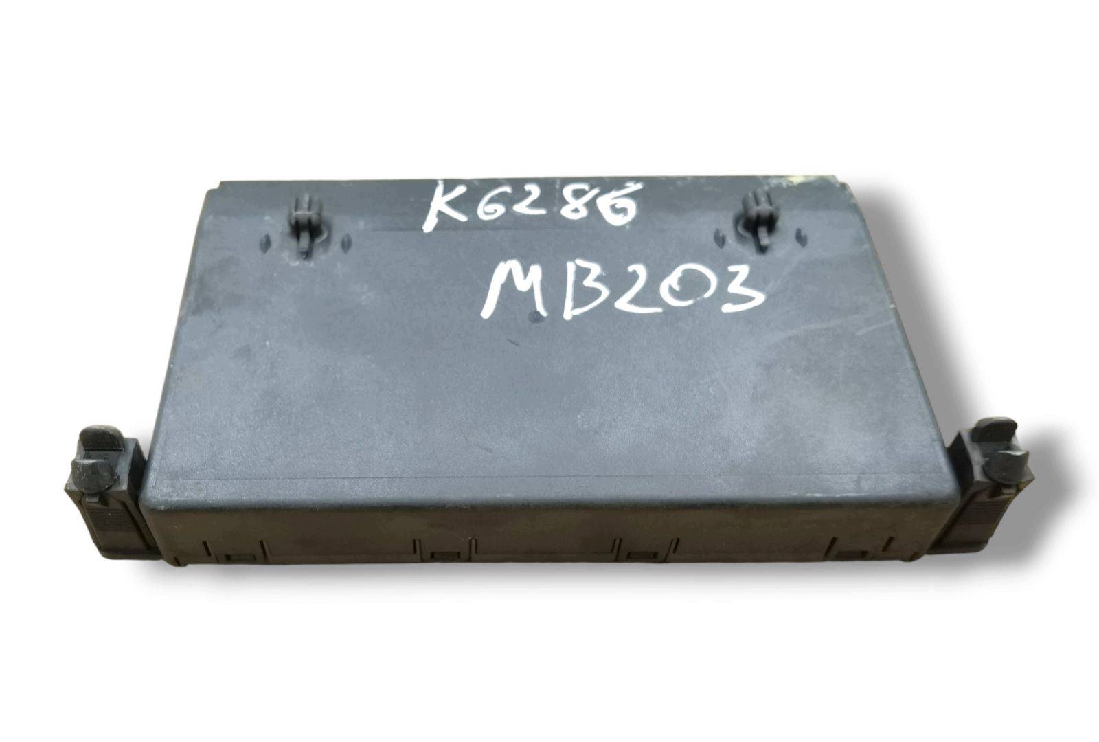 module door front right side Mercedes-Benz C W203 facelift W203 2004